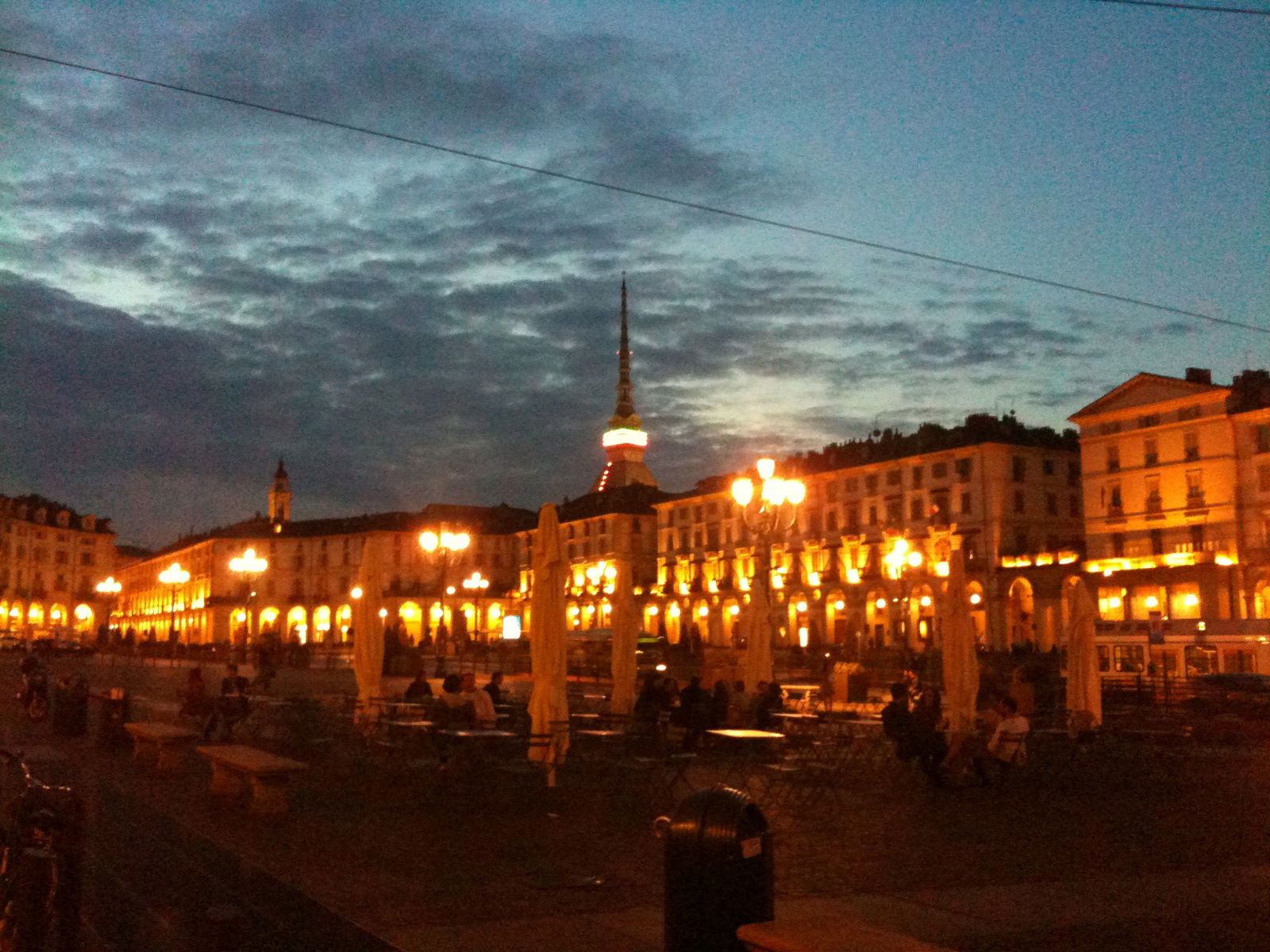 Piazza Vittorio Veneto, por Enrico Ripa