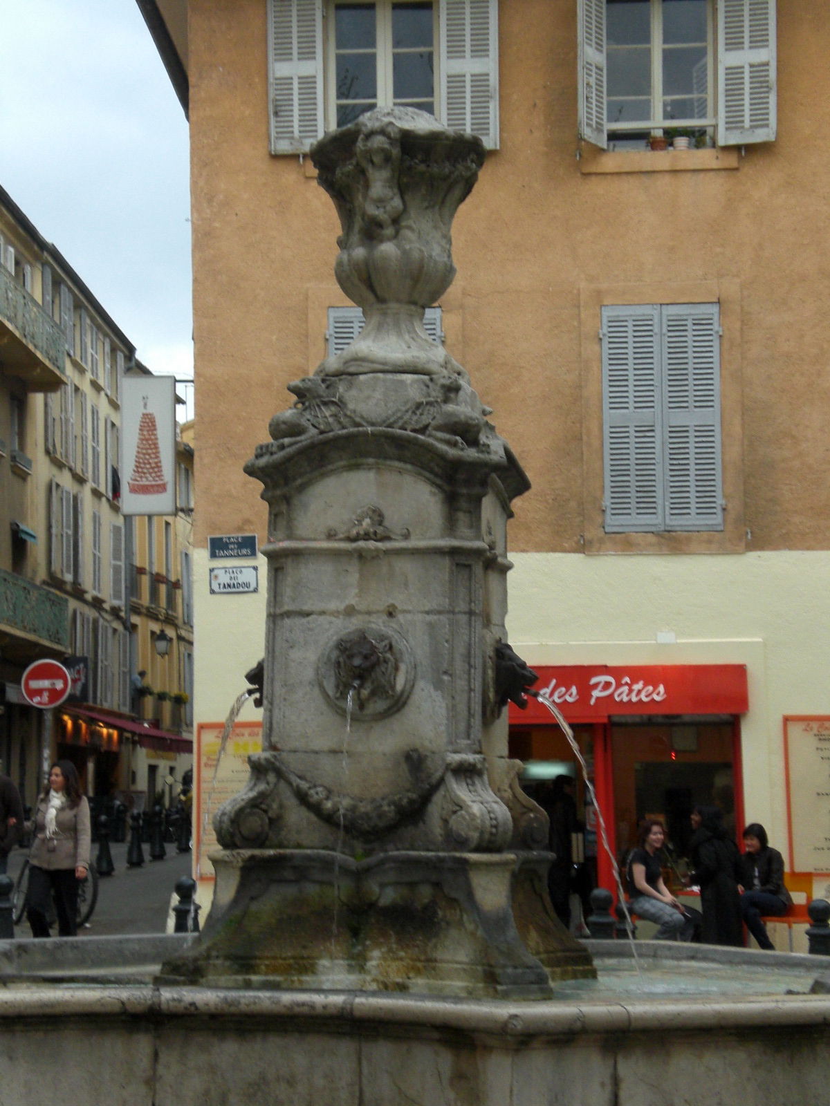 Fontaine des Tanneurs, por guanche