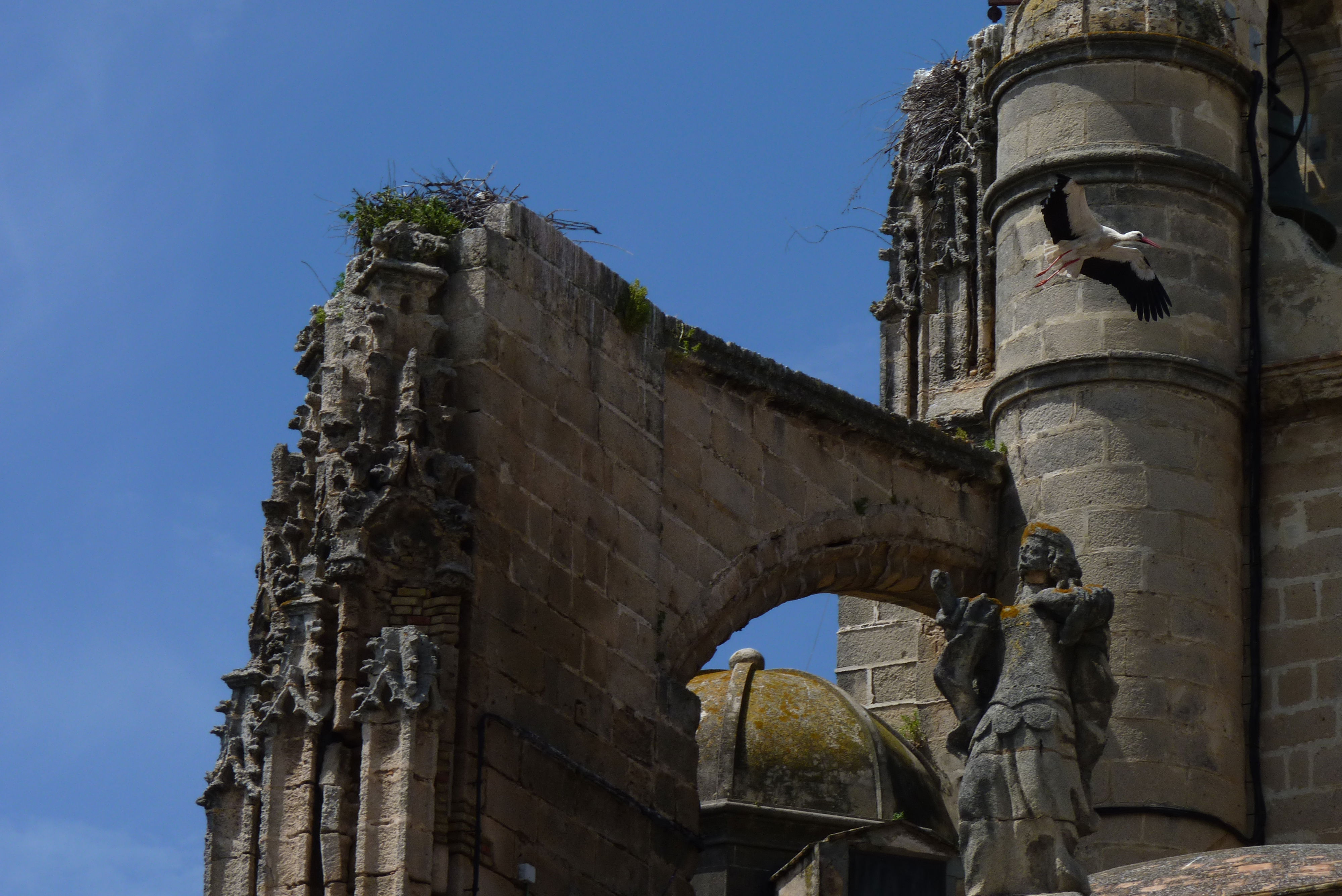 Iglesia Mayor Prioral, por Trota Mundos desde el Quivir
