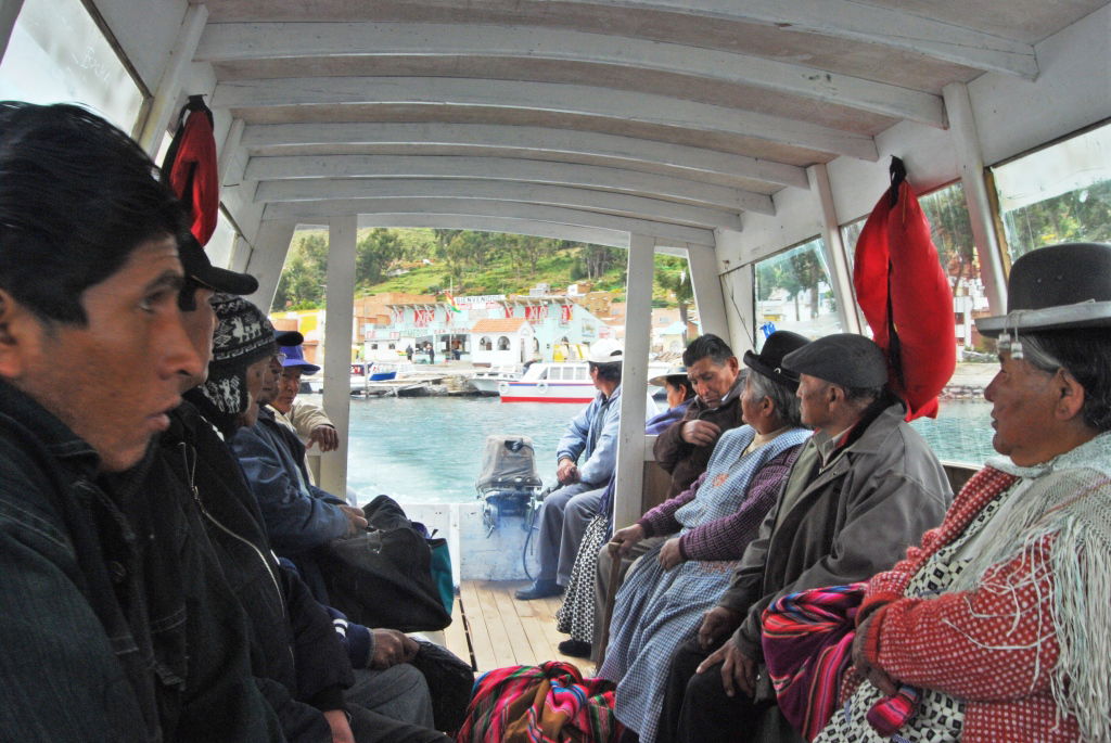 Carretera Copacabana-La Paz, por SerViajera