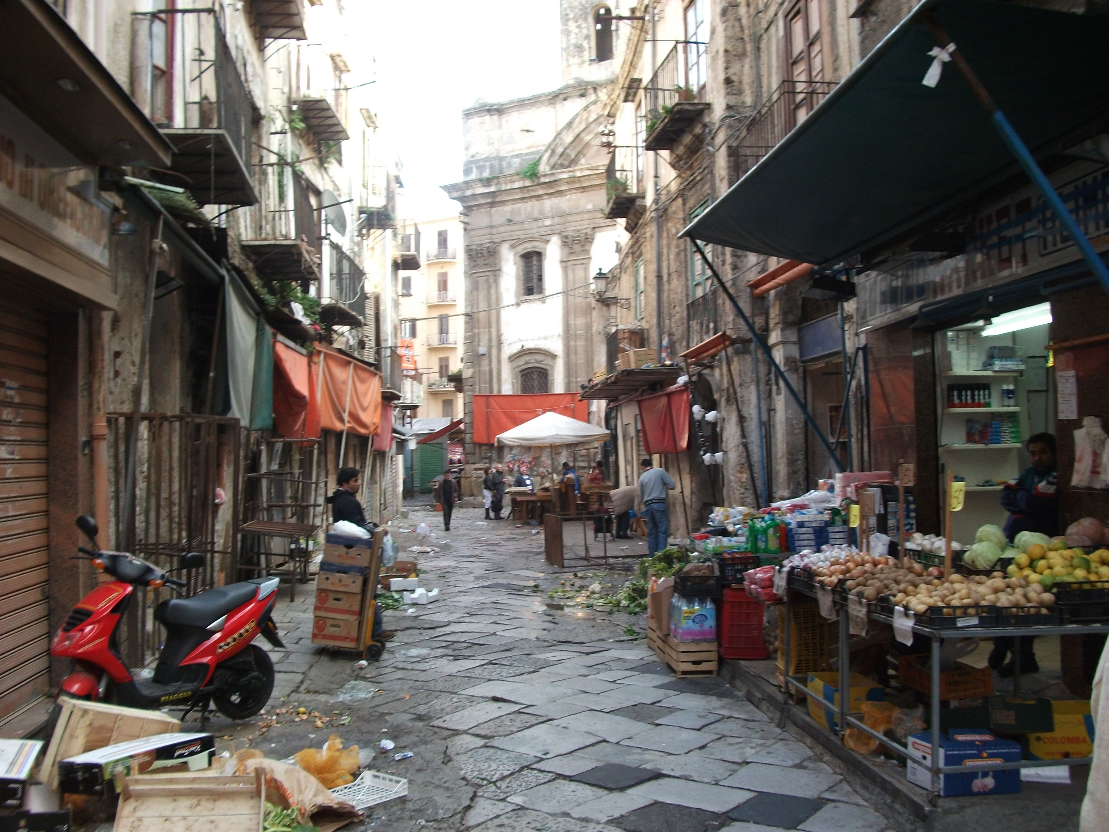 Mercado de Ballaró, por Azzonzo
