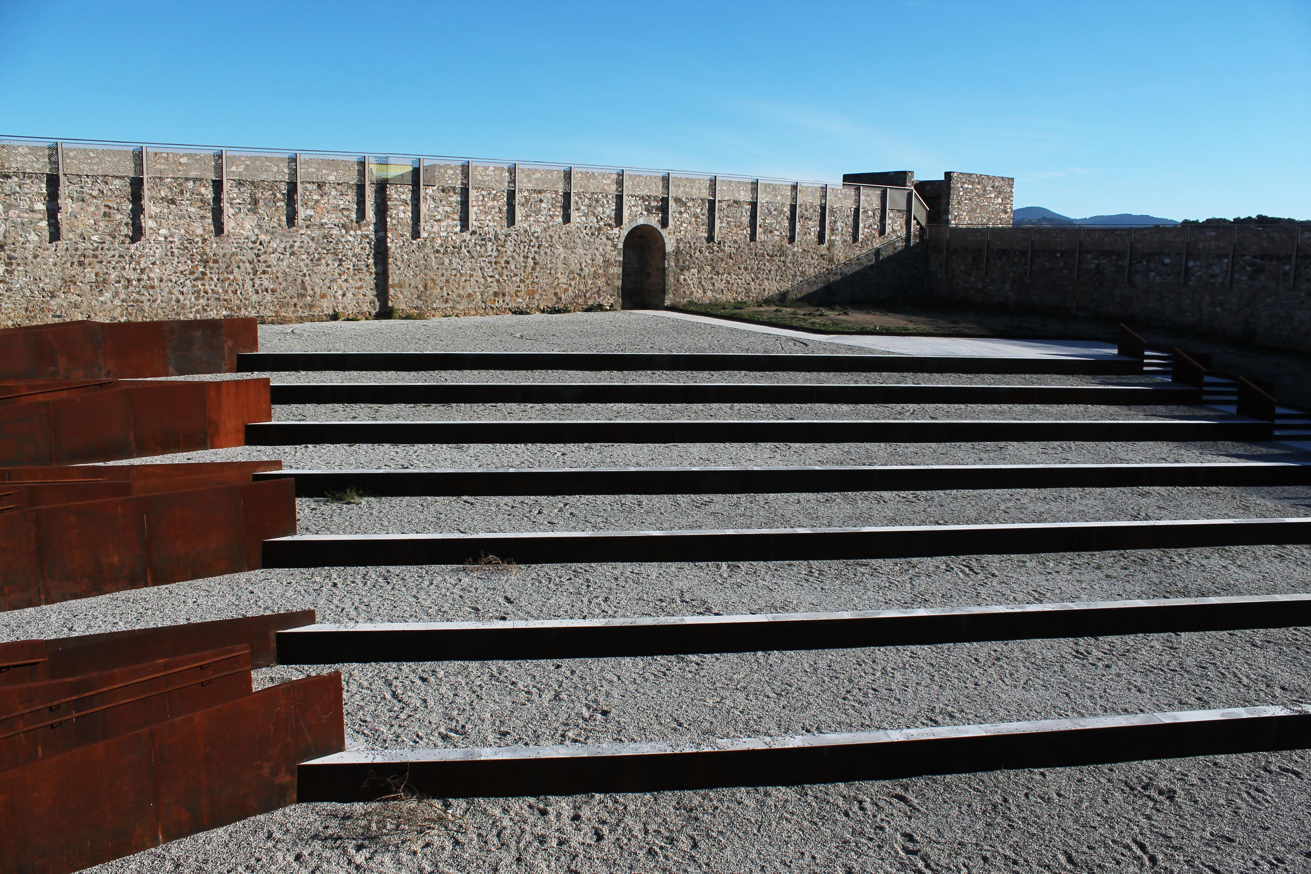 Castillo de El Real de la Jara, por Zé Pequeña