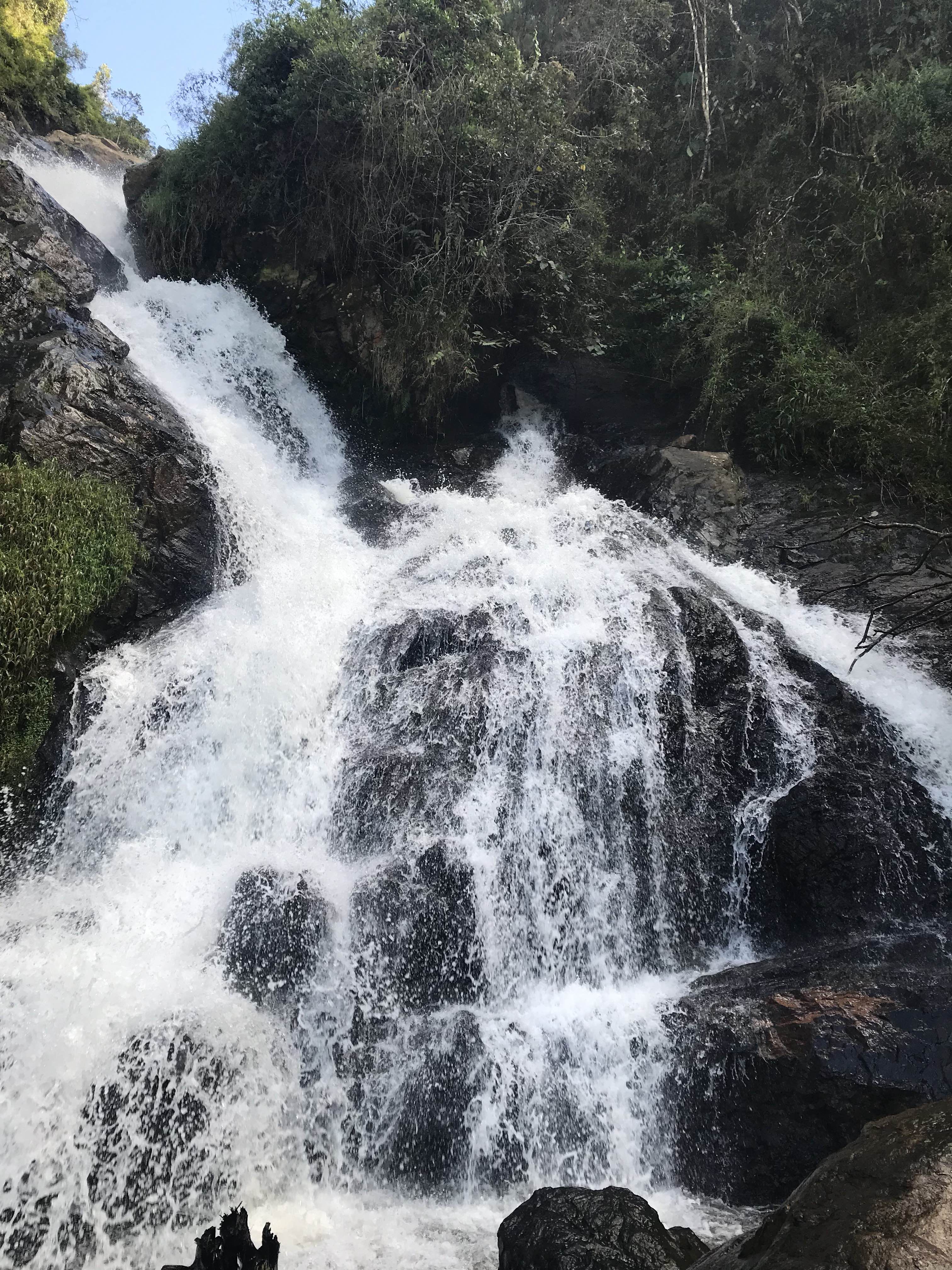 Salto del Tequendamita, por Sara Burgos Palencia