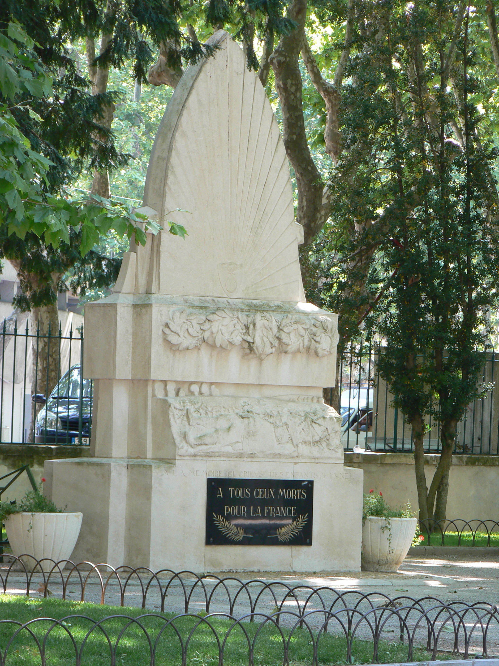 Memorial de guerra, por Adeline B