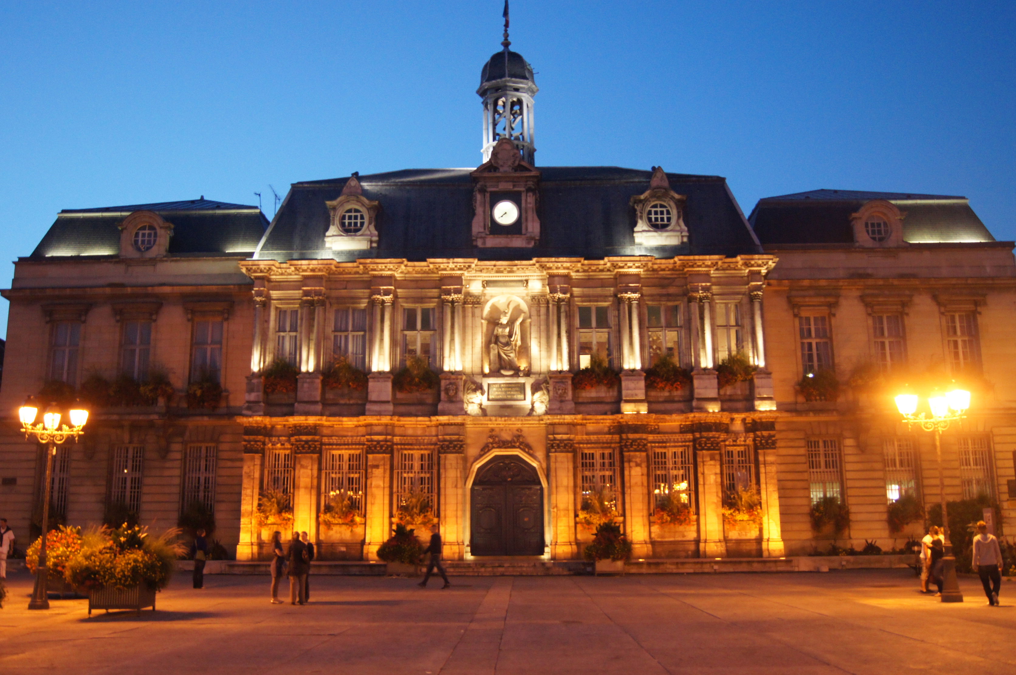 Ayuntamiento Troyes, por Maël Cormier