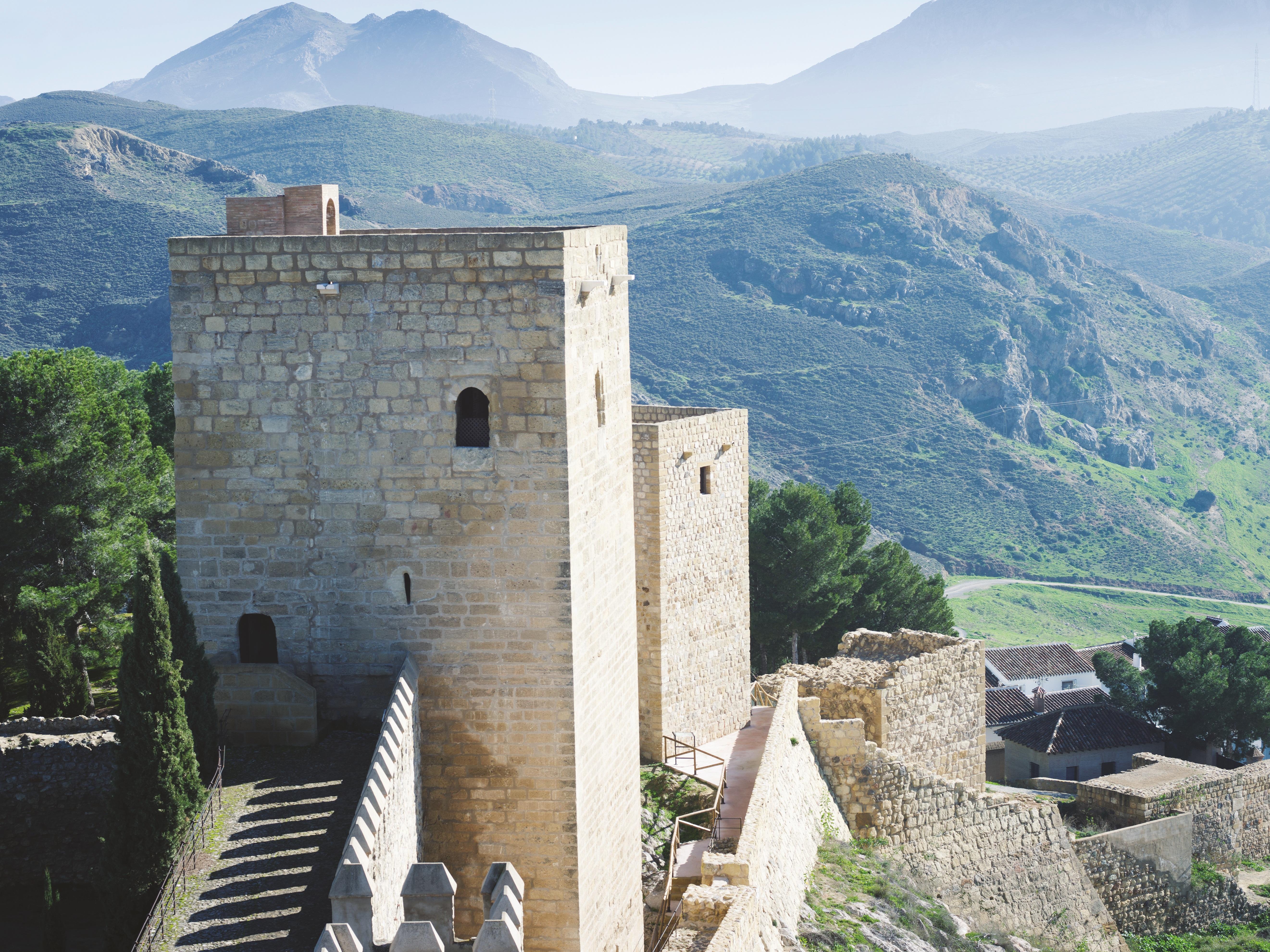 Monumentos históricos en Antequera que enriquecen su patrimonio cultural