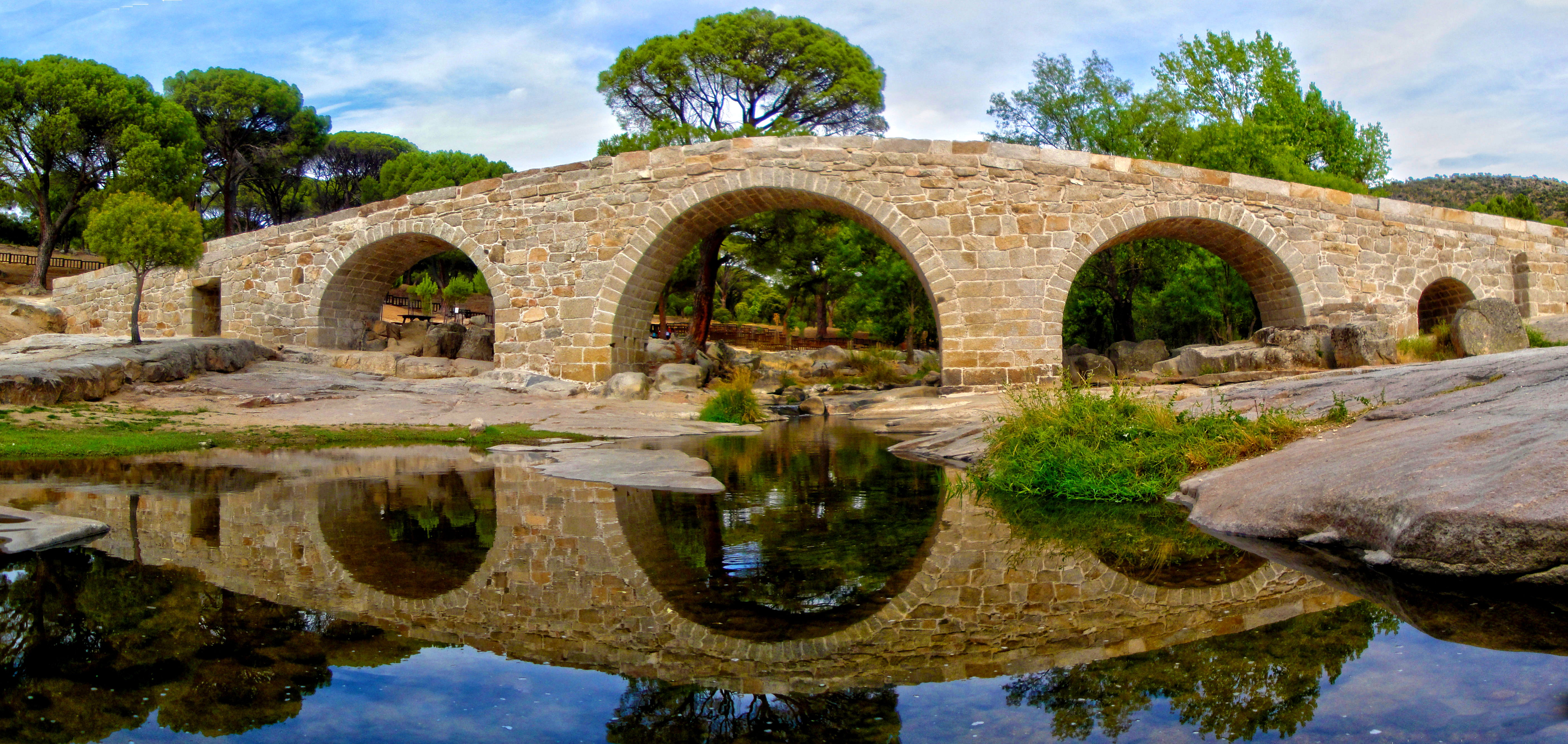 Puente Mocha, por francisco del rio romero