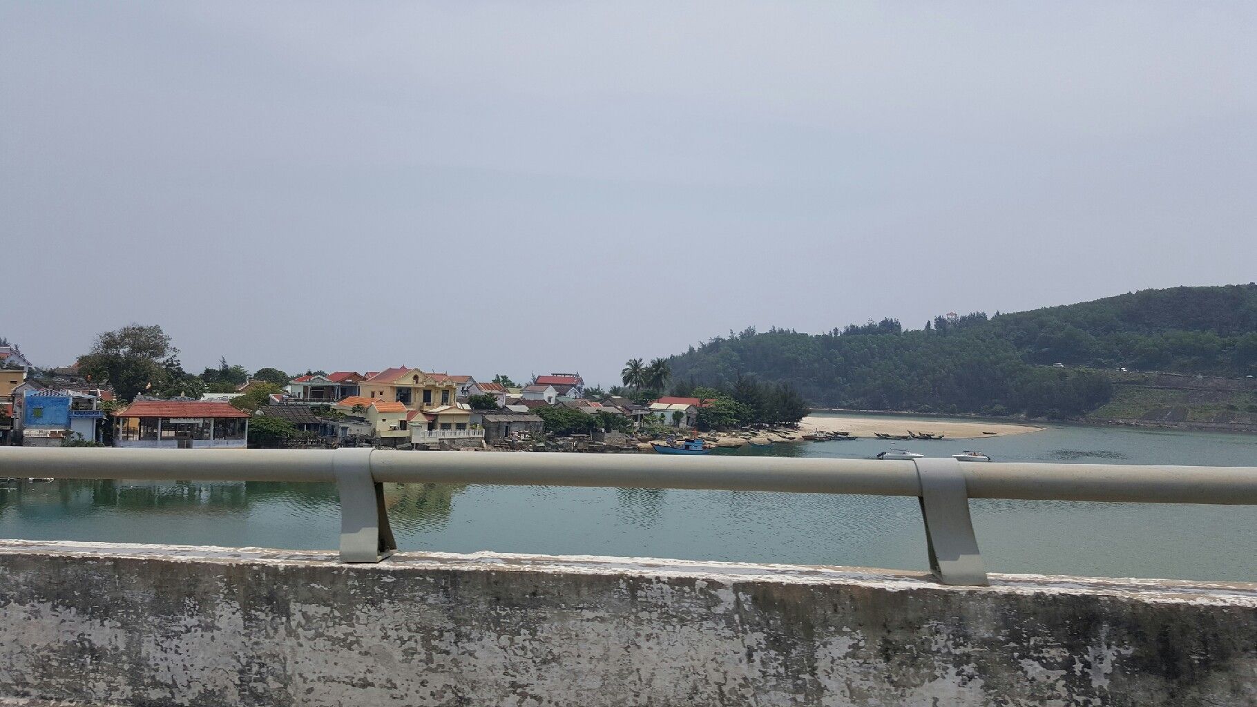 Bahia De Lang Co, por Fabio Perciaccante