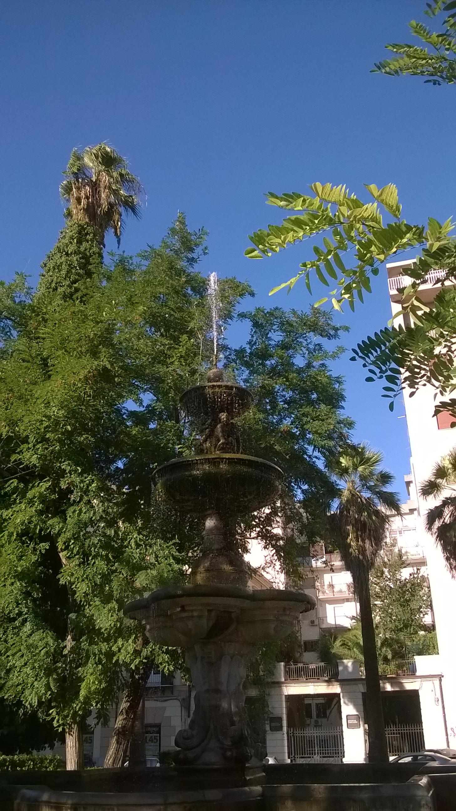 Piazza Alberico Gentili, por Penelope
