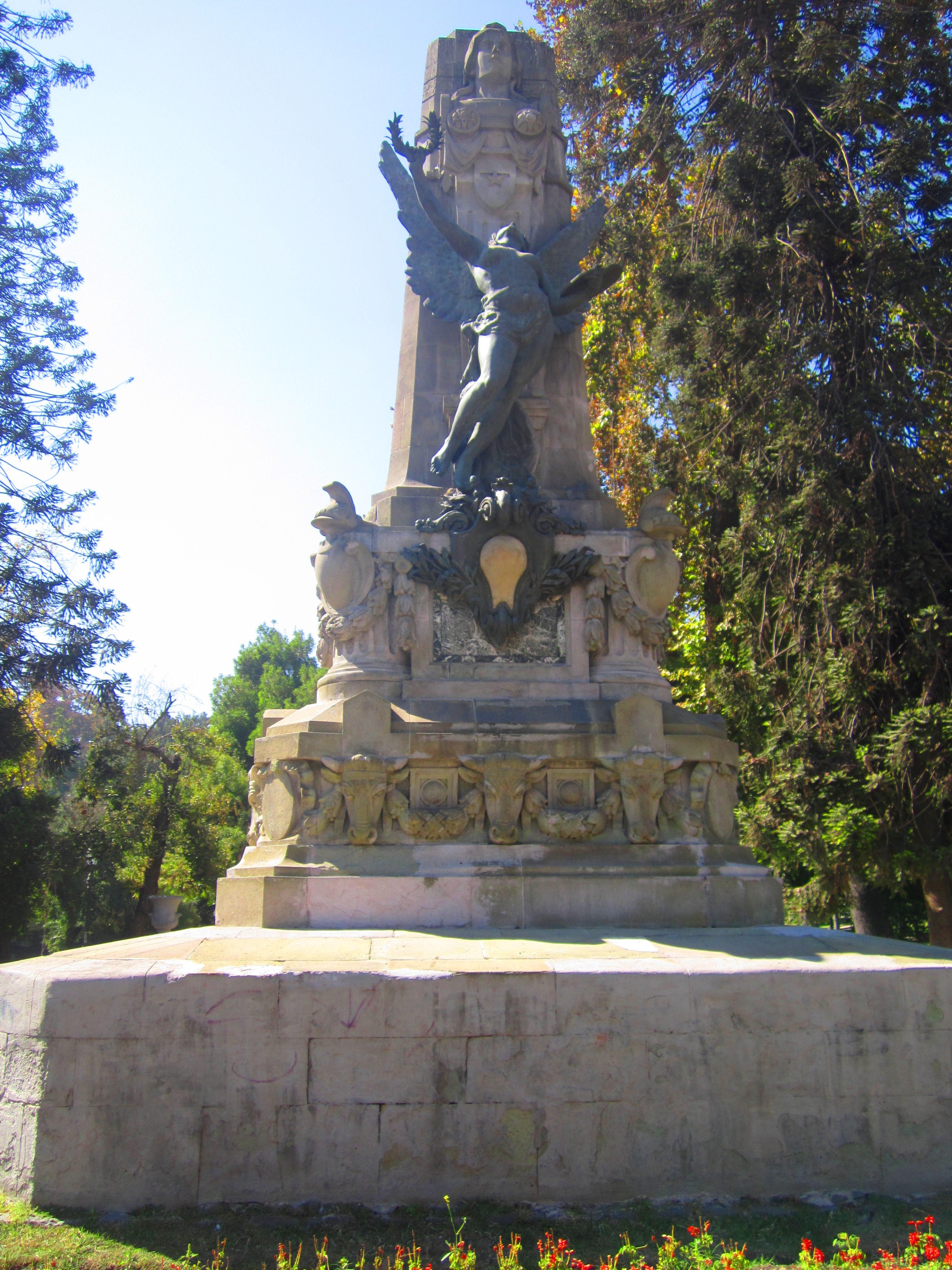 Estatuas en Santiago de Chile para descubrir su historia y belleza