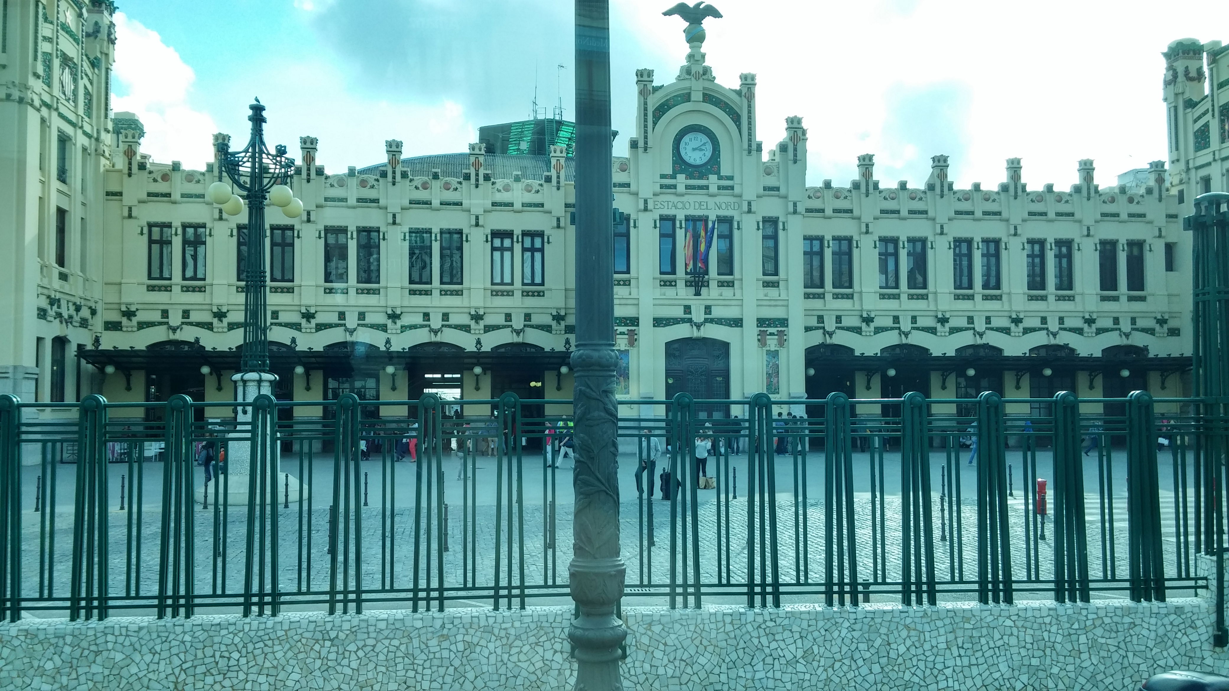 Estación del Norte, por Joaquín Pérez Velasco
