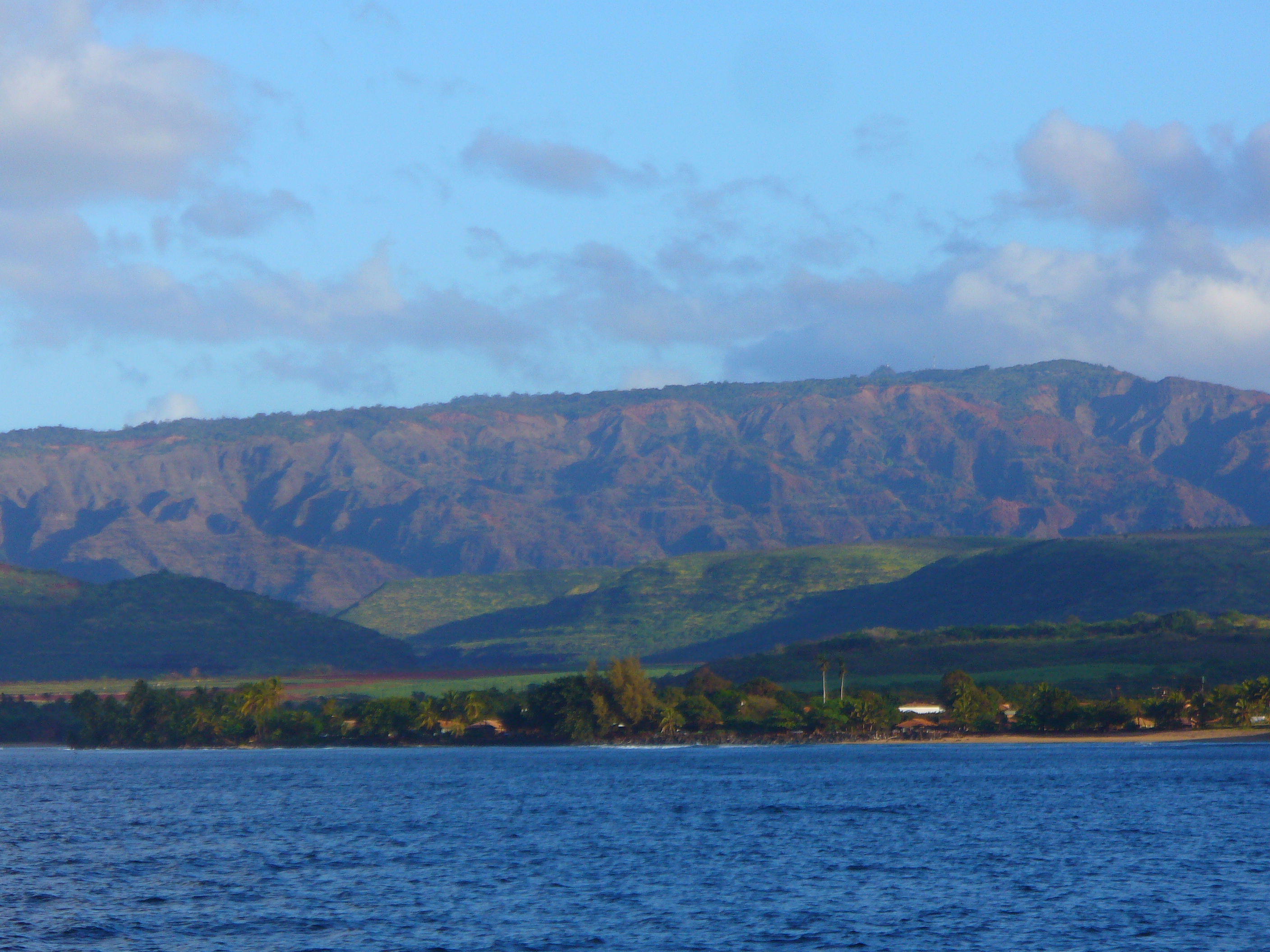 Catamarán por Na Pali Coast, por Sa Kachi