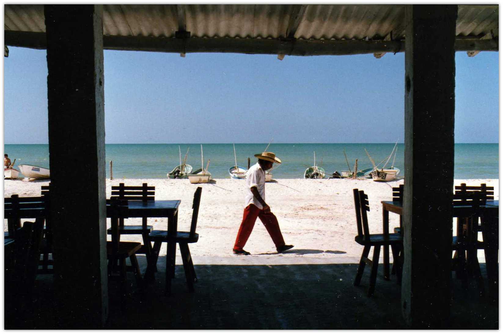 Playa de Celestún, por Pasqual Brock