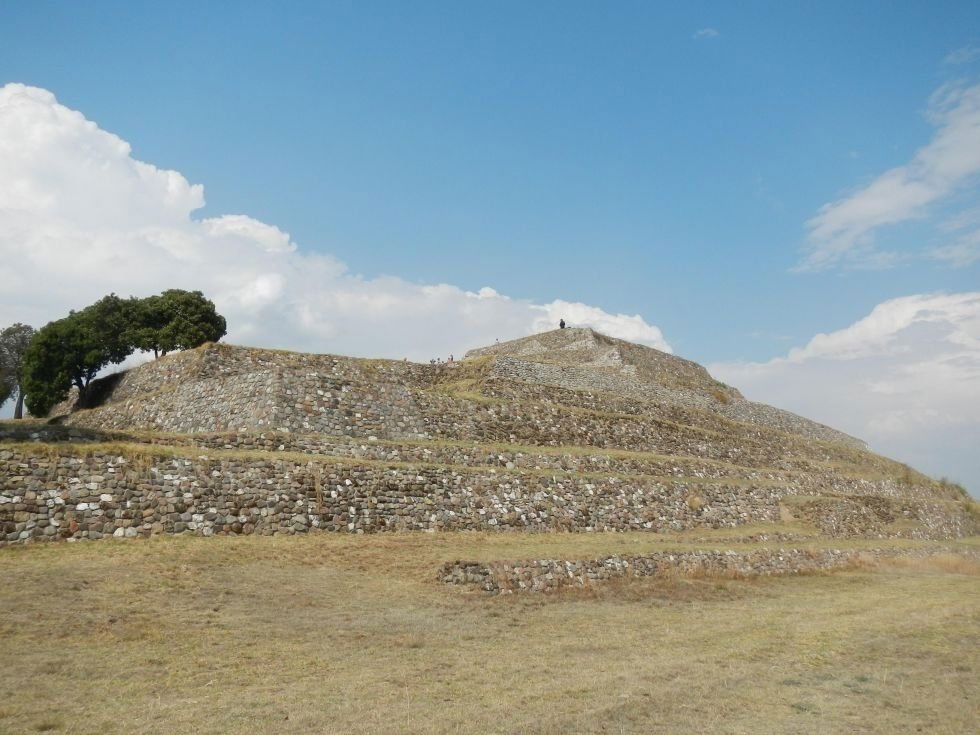 Pirámides de Xochitécatl, por Rafael Blando
