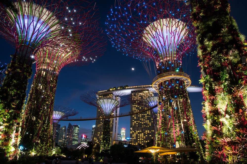 Entrada a los Jardines de la Bahía en Singapur