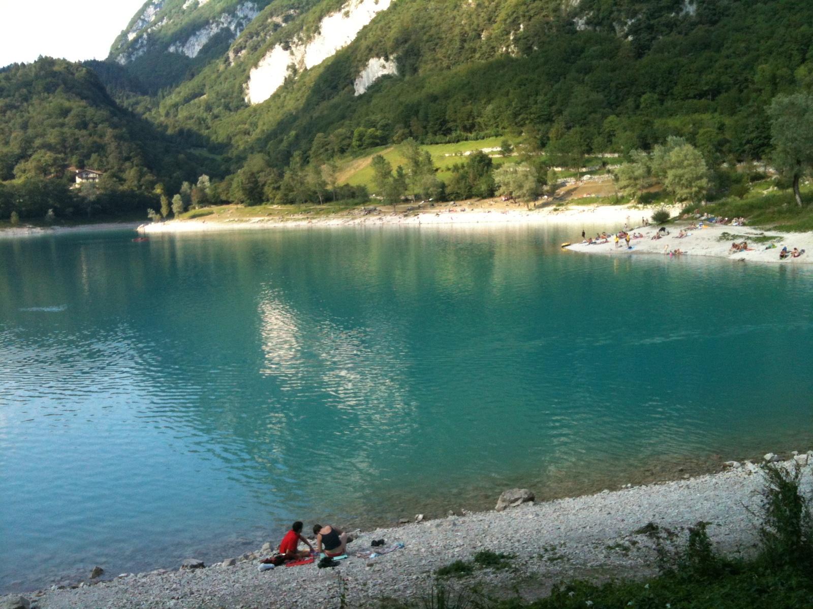 Lago de Tenno, por Claudia 