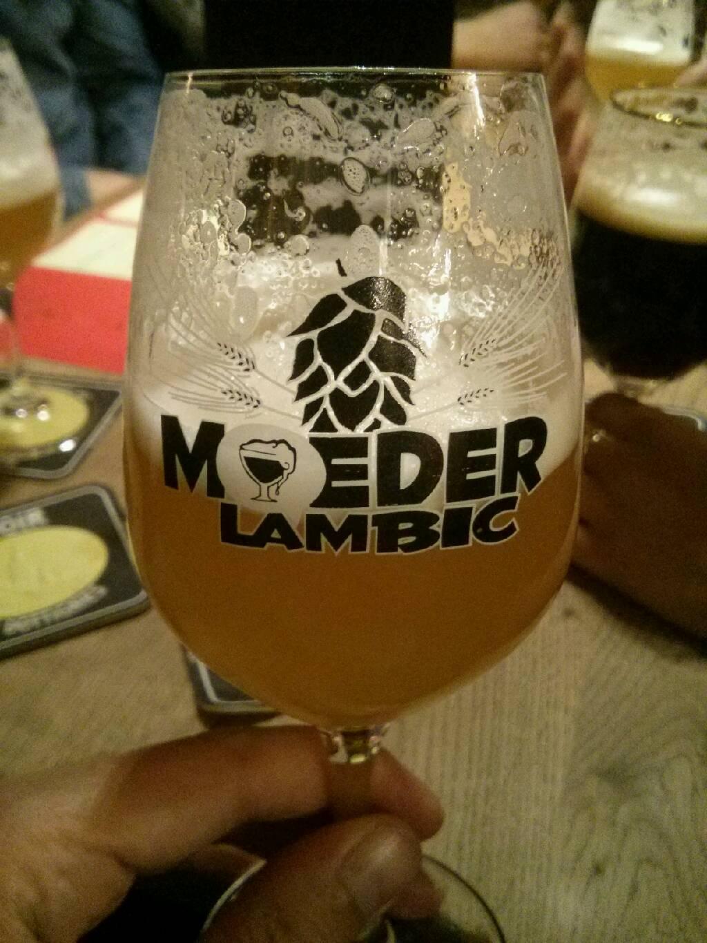 Moeder Lambic, por Paul Atreides