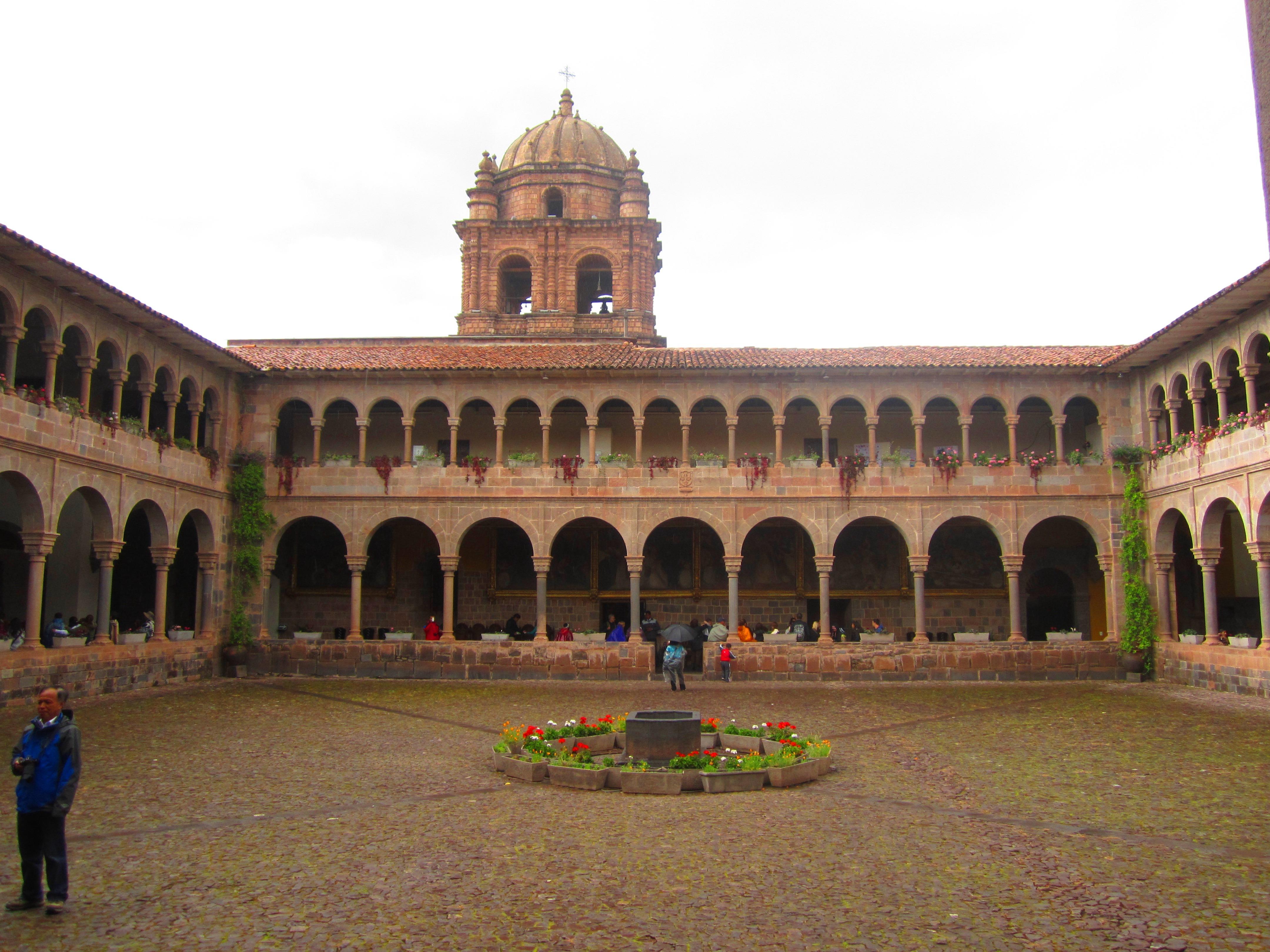 Monumentos históricos en Cuzco: un recorrido por su rica herencia cultural