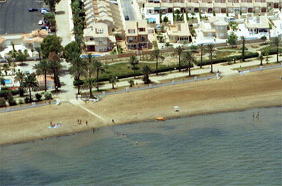 Playa Mar de Cristal, por Región de Murcia