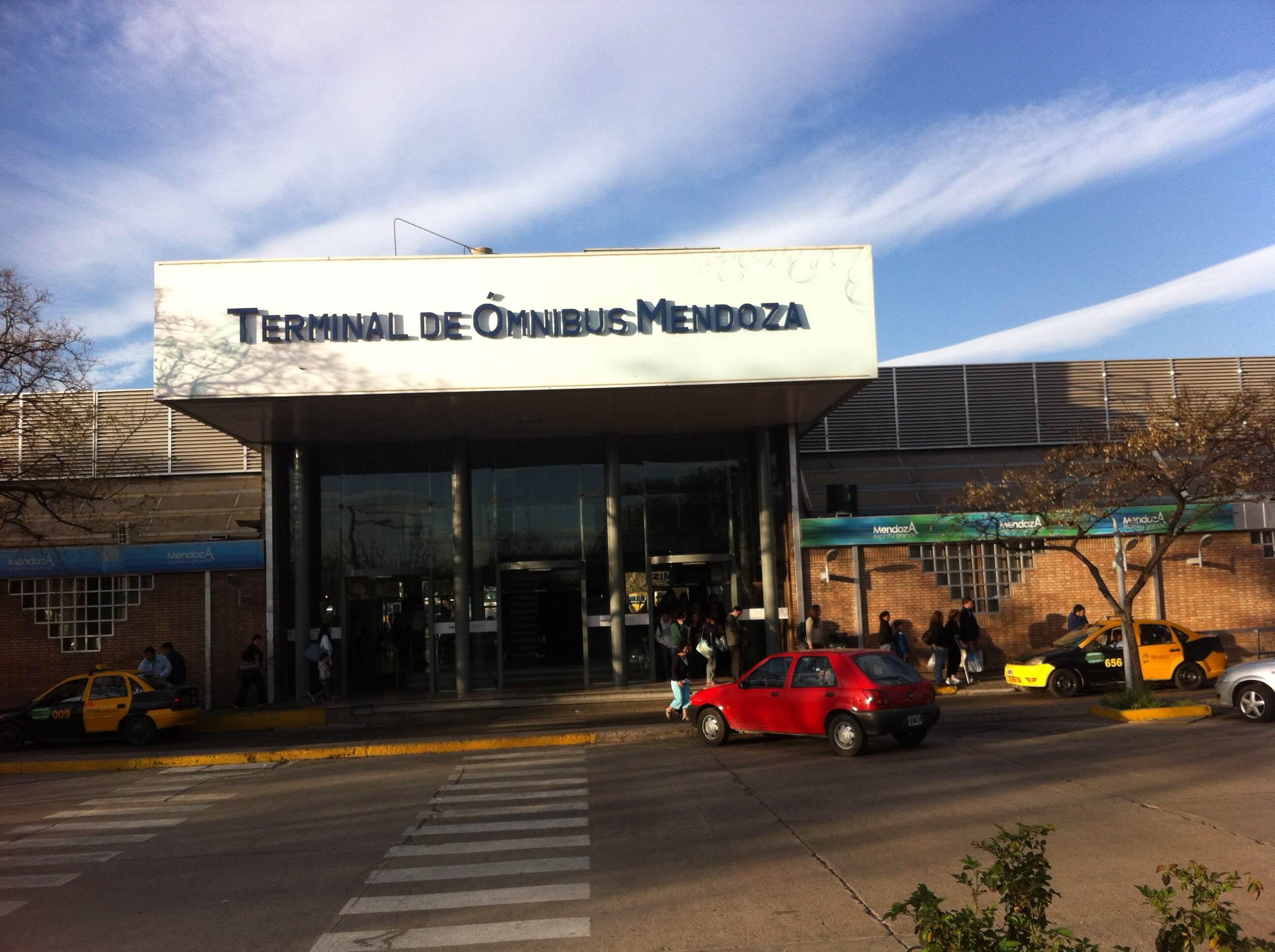 Hoteles cerca de Terminal Omnibus de Mendoza en Argentina