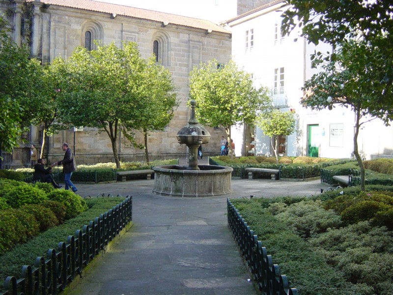 Plaza de Fonseca, por Reconquista