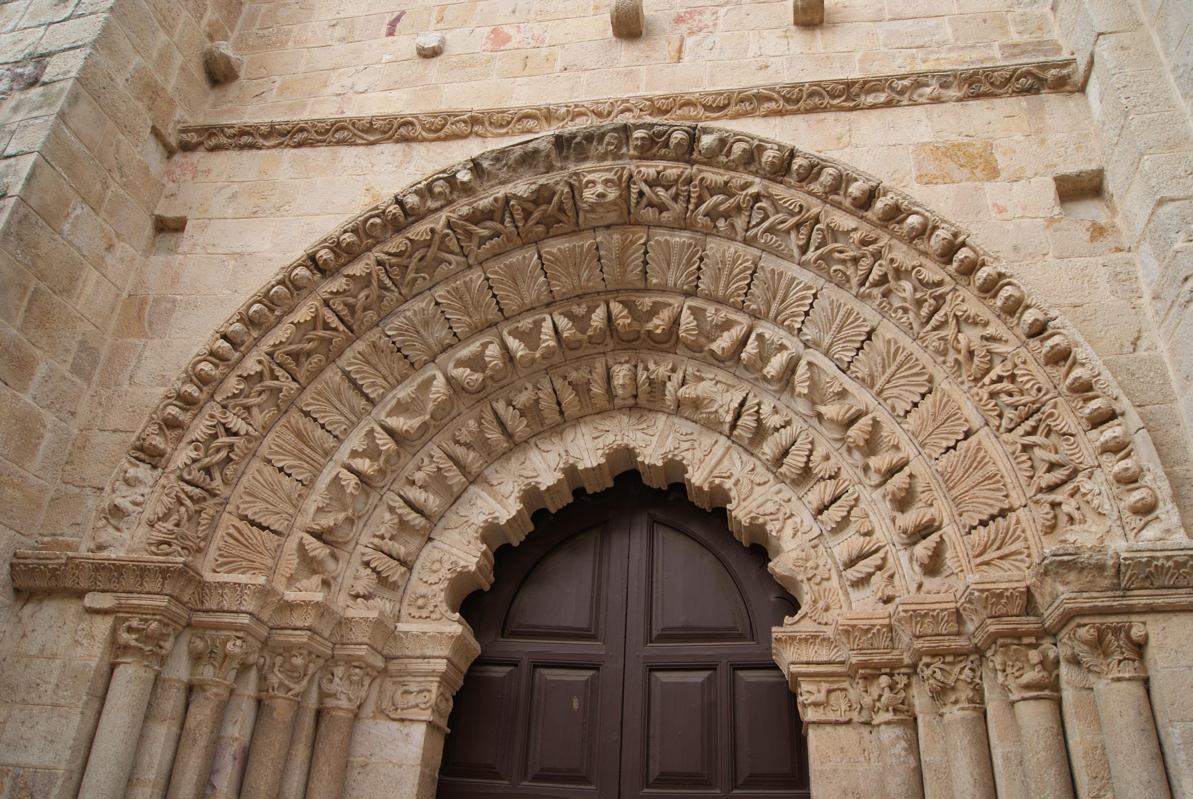 Iglesia de Santa Mª Magdalena, por Ramon Bravo Aliseda
