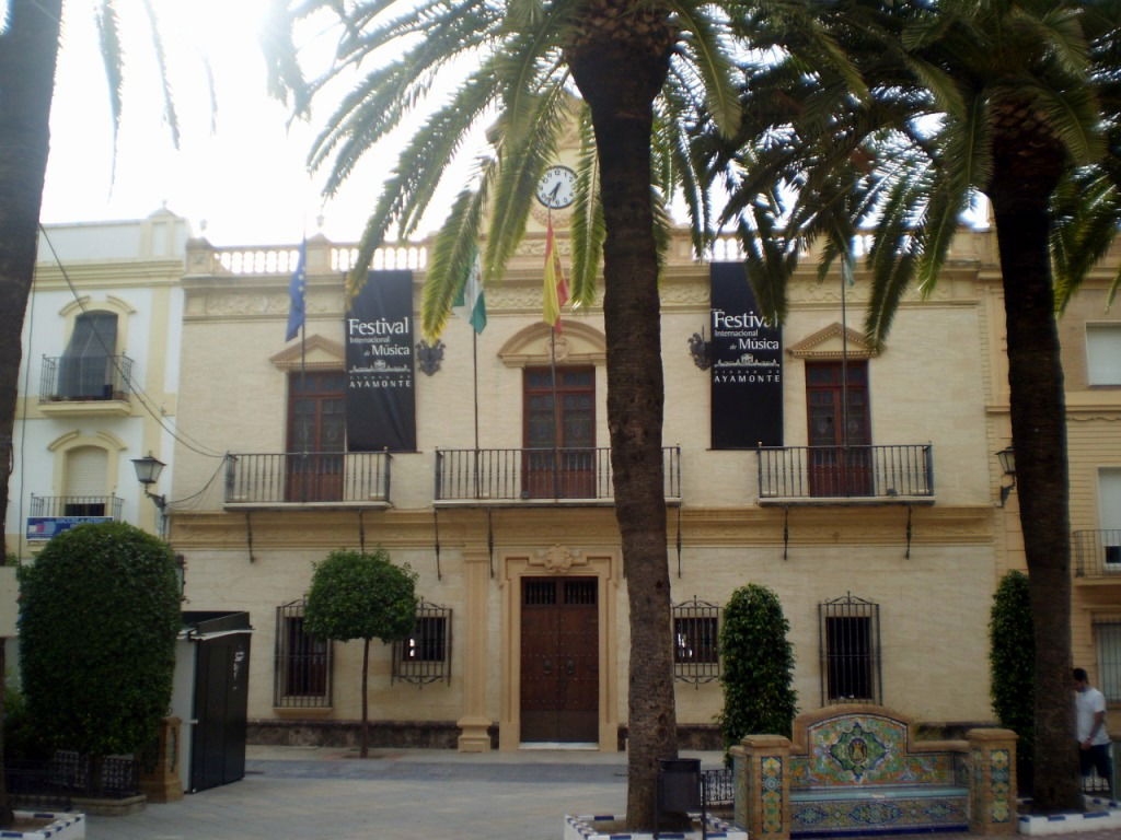 Ayuntamiento de Ayamonte, por Lala