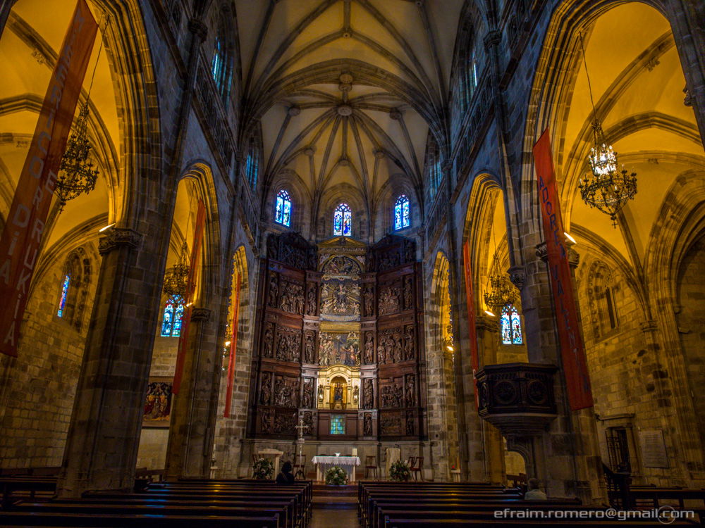 Basílica de Santa María, por Efraim Romero Sacarrera