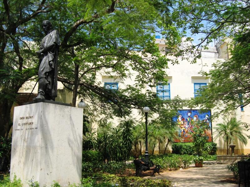 Parque Simón Bolívar La Habana, por Yahima Vega