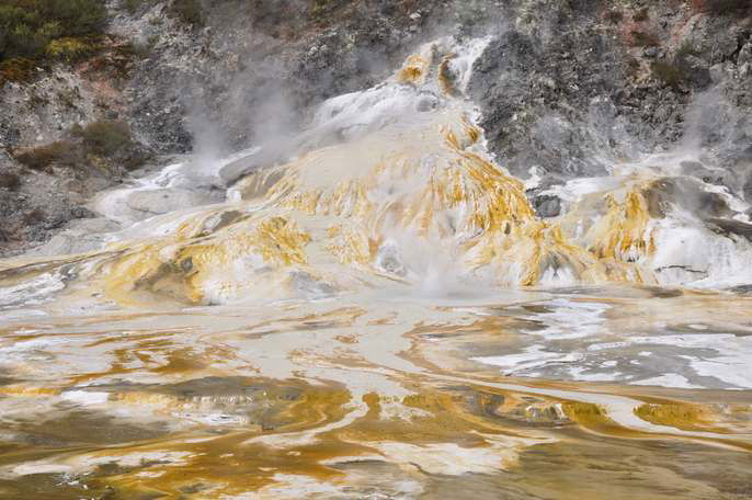 Orakei Korako, por albertoloyo