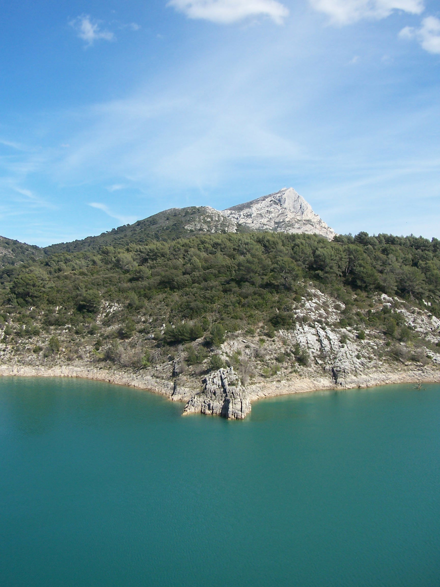 Montaña Sainte-Victoire, por paulinette