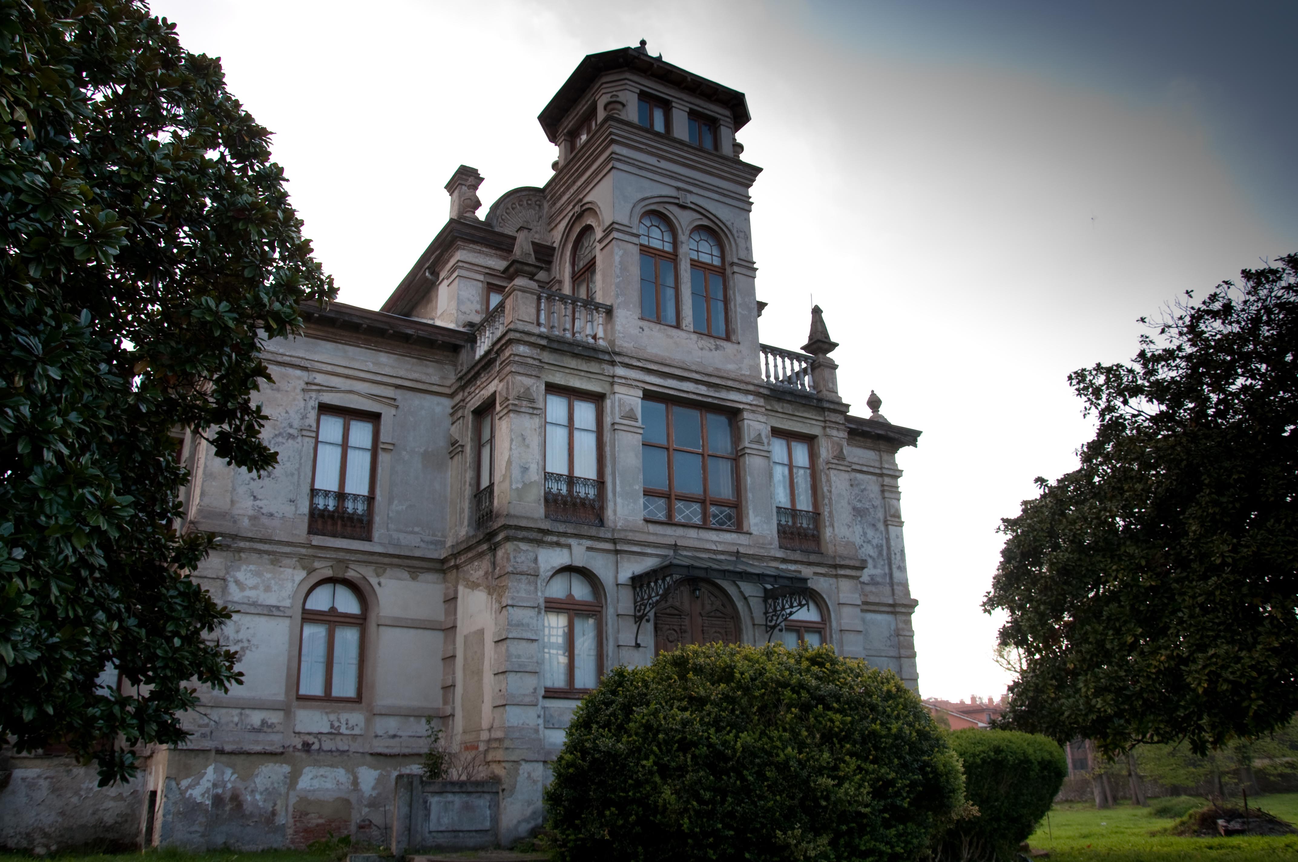 Palacio de Partaríu (El Orfanato), por Pedro Jareño