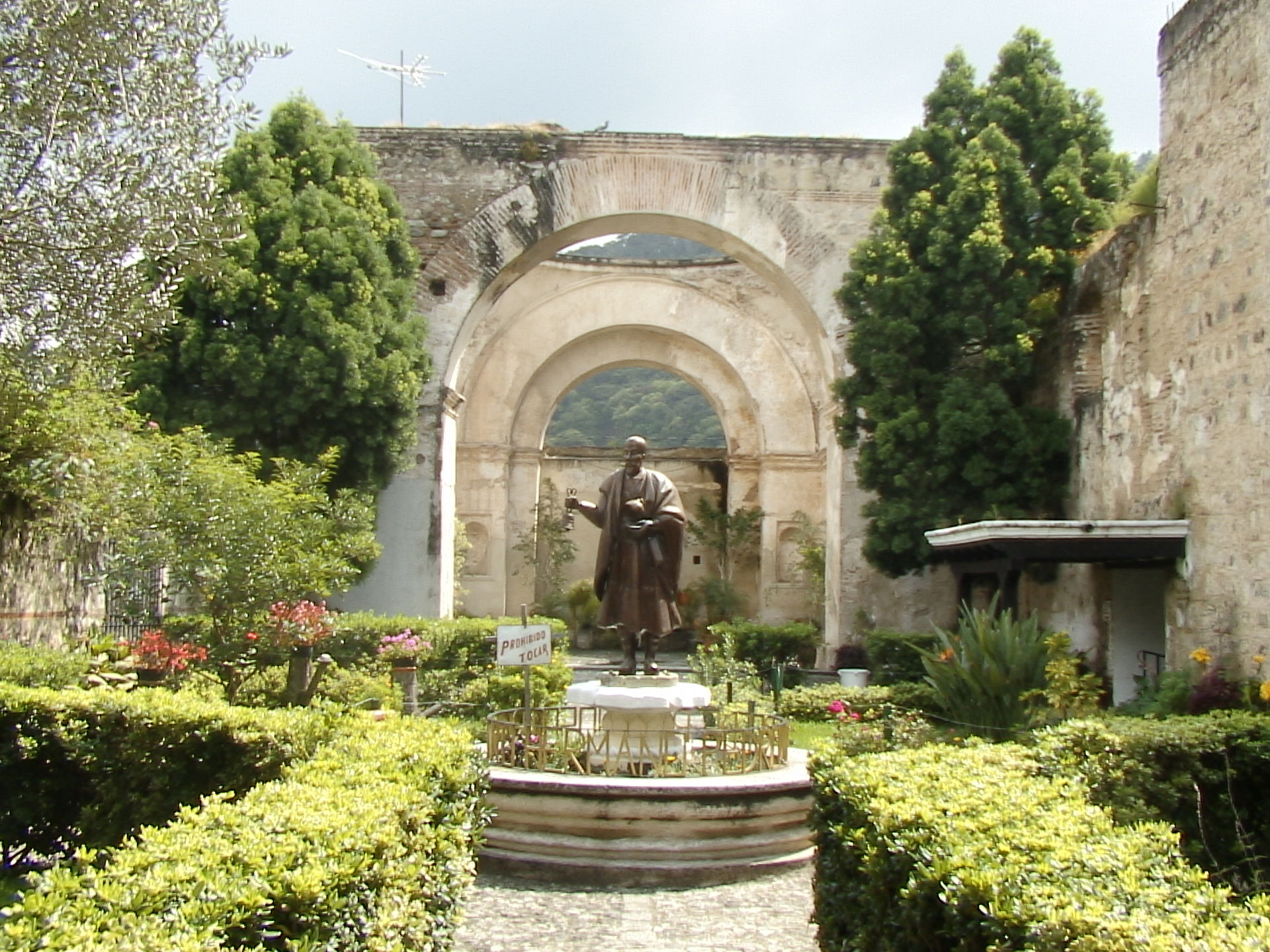 Tumba del hermano Pedro, por lamaga