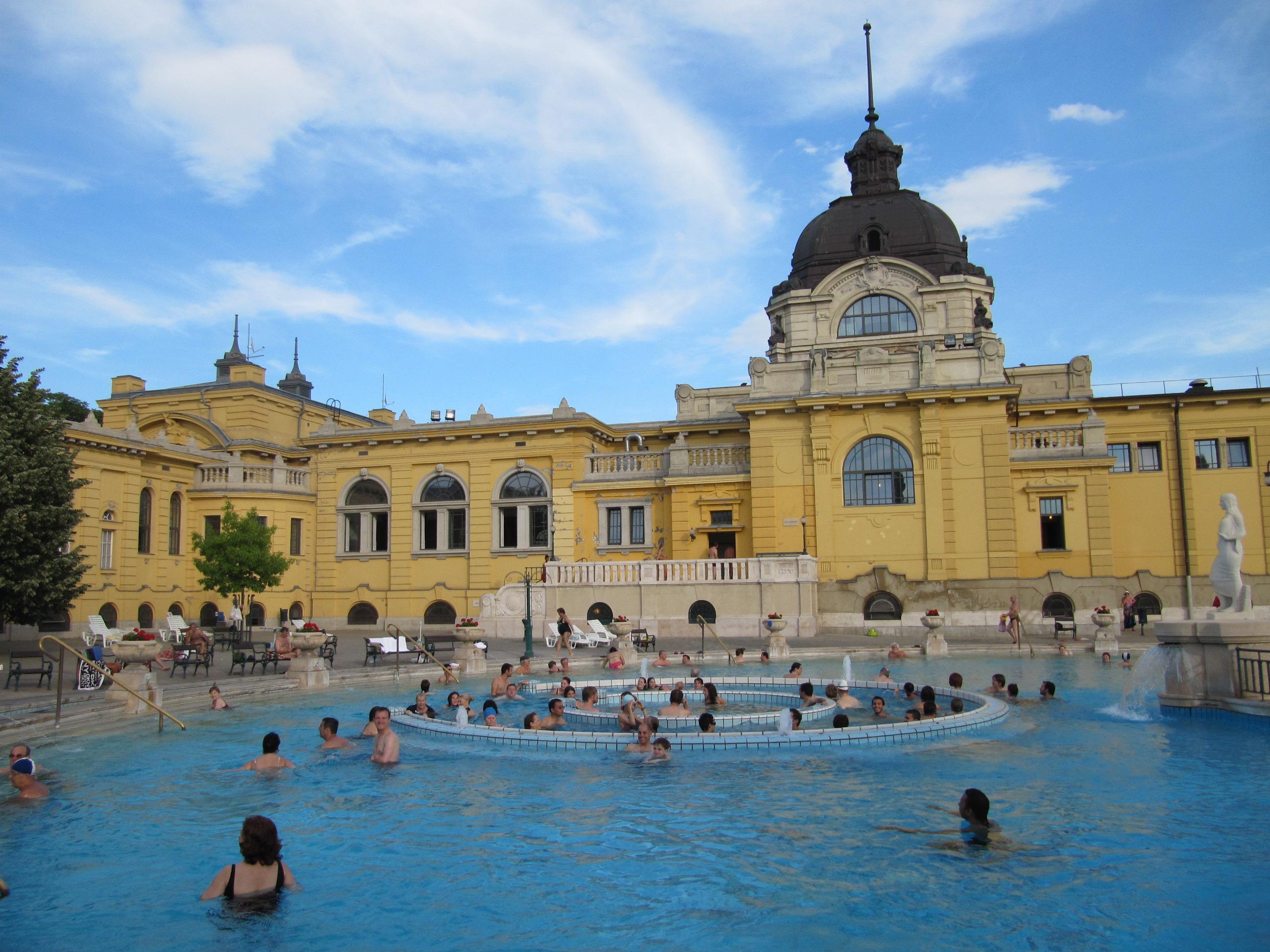 Baños Széchenyi, por Héctor mibauldeblogs.com
