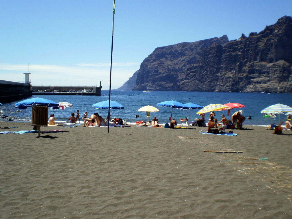 Playa de los Guíos o de Argel, por Lala