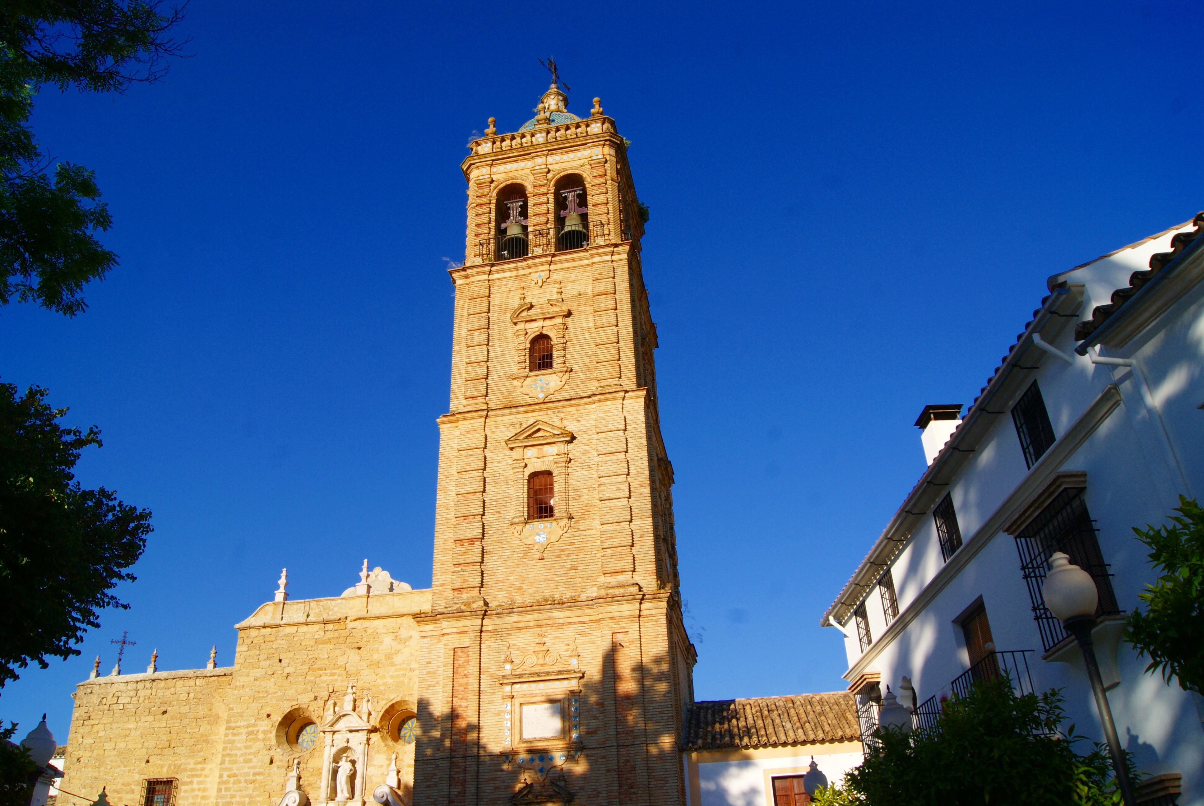 Iglesia de Santiago, por Roberto Gonzalez