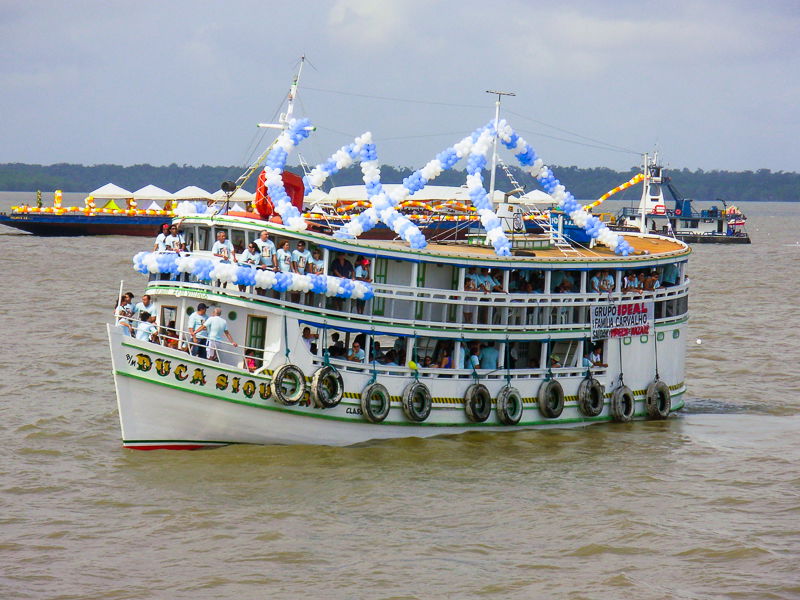 Procesión por el río del Círio de Nazaré, por Antonio Athayde
