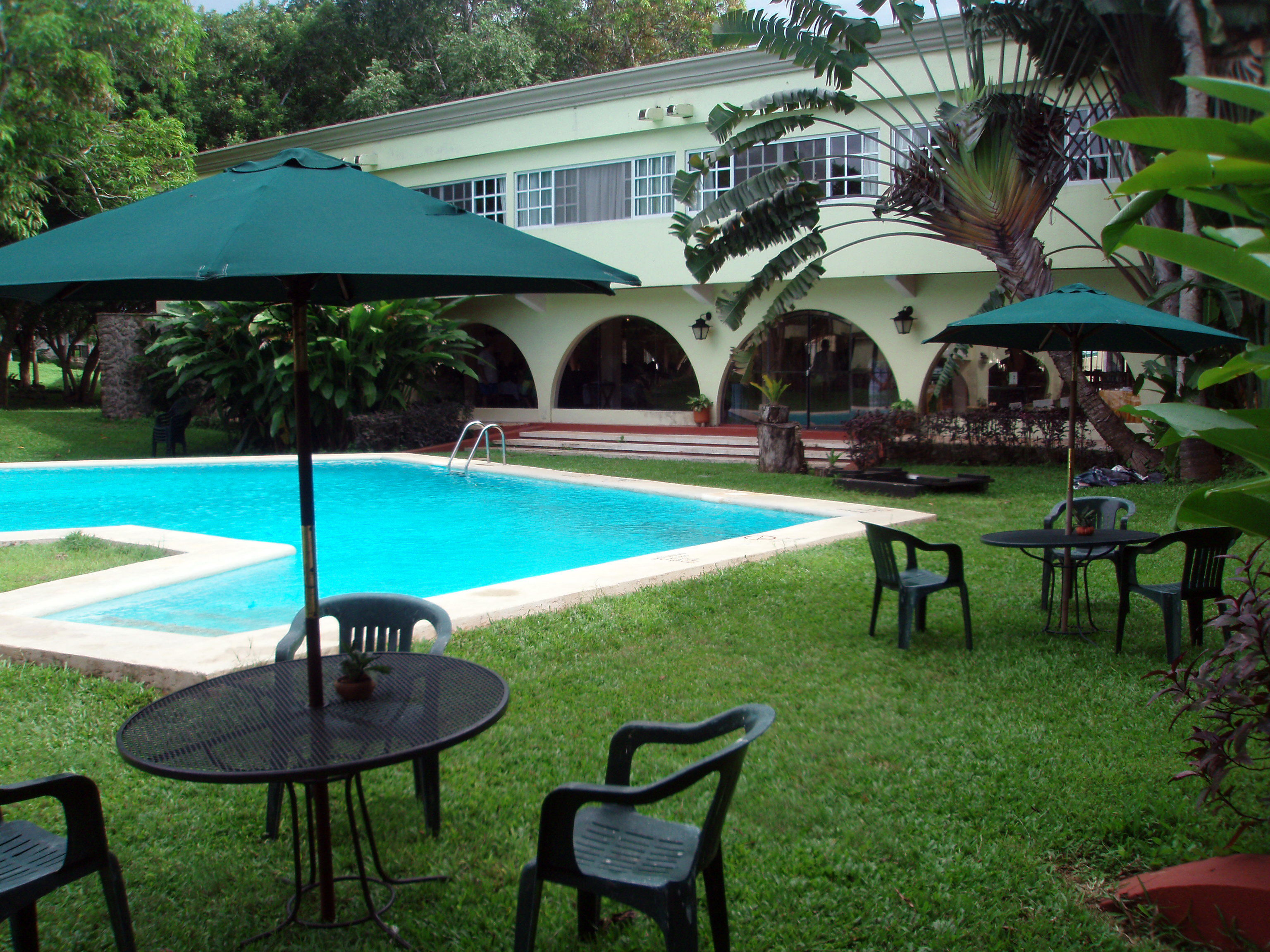 Hotel Chichen Itza, por Olga