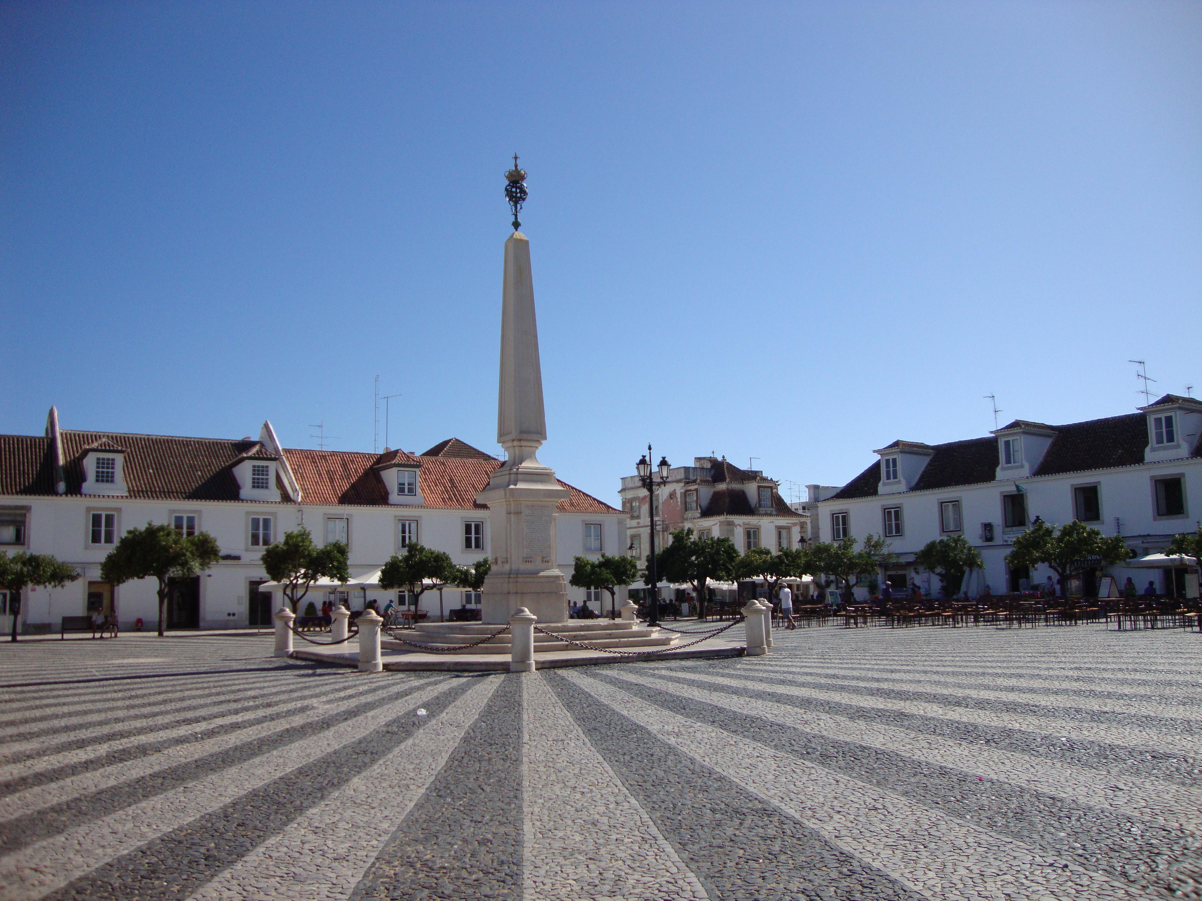 Plaza Marques de Pombal, por Helena Compadre