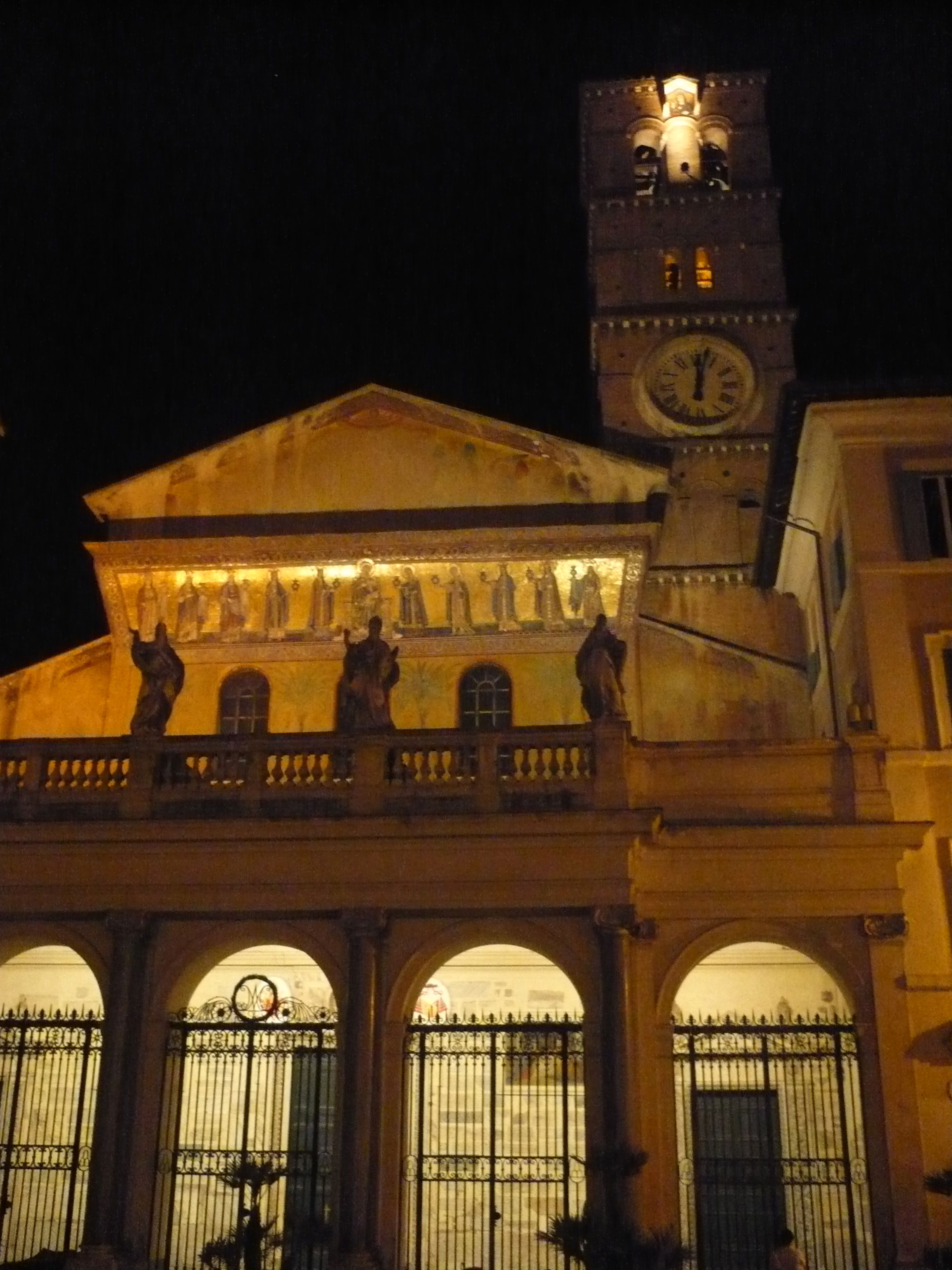 Basílica de Santa María en Trastevere, por lamaga