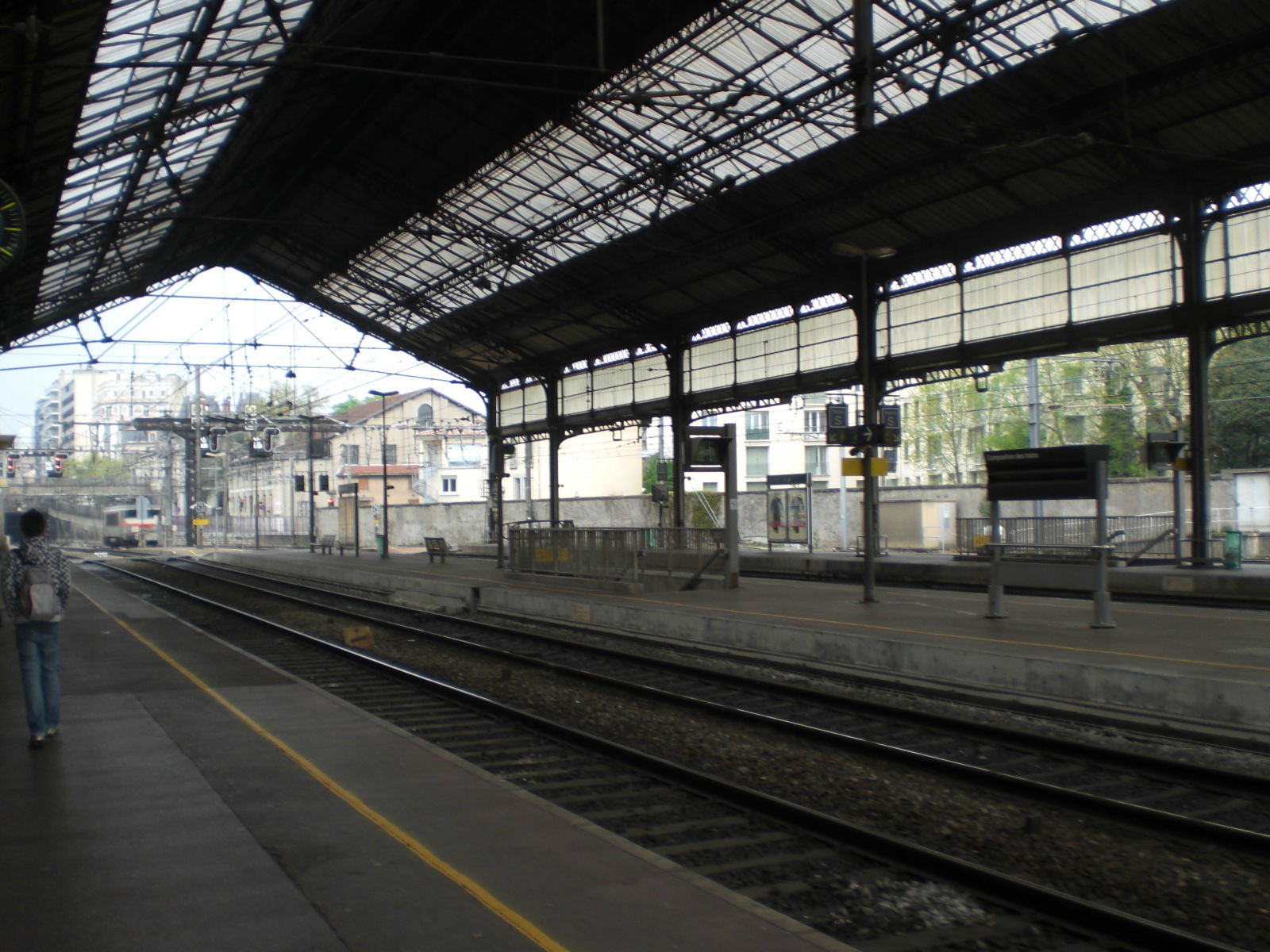 Estación de Valence-Rhône-Alpes-Sud TGV, por guanche