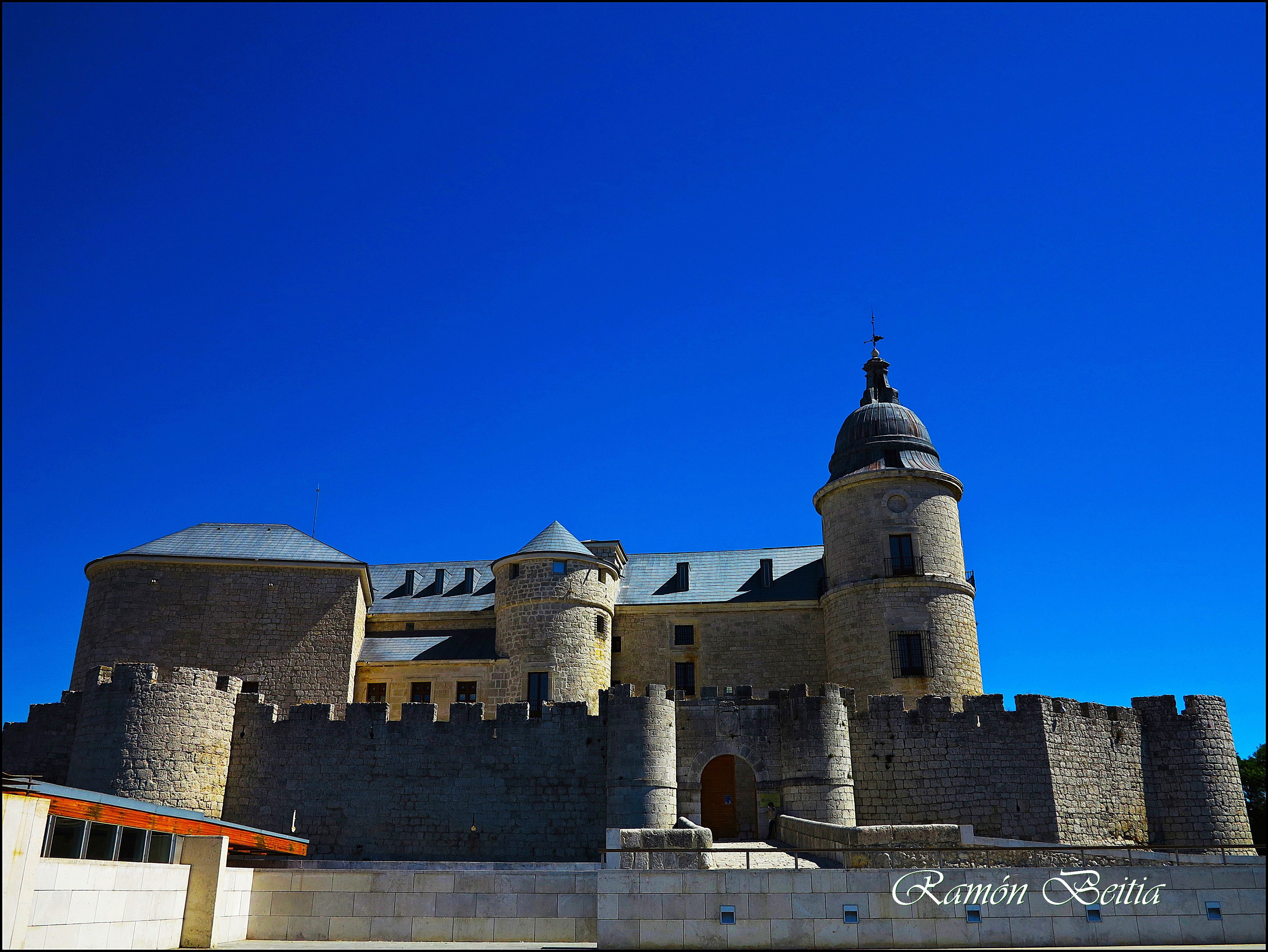 Castillo de Simancas, por Ray