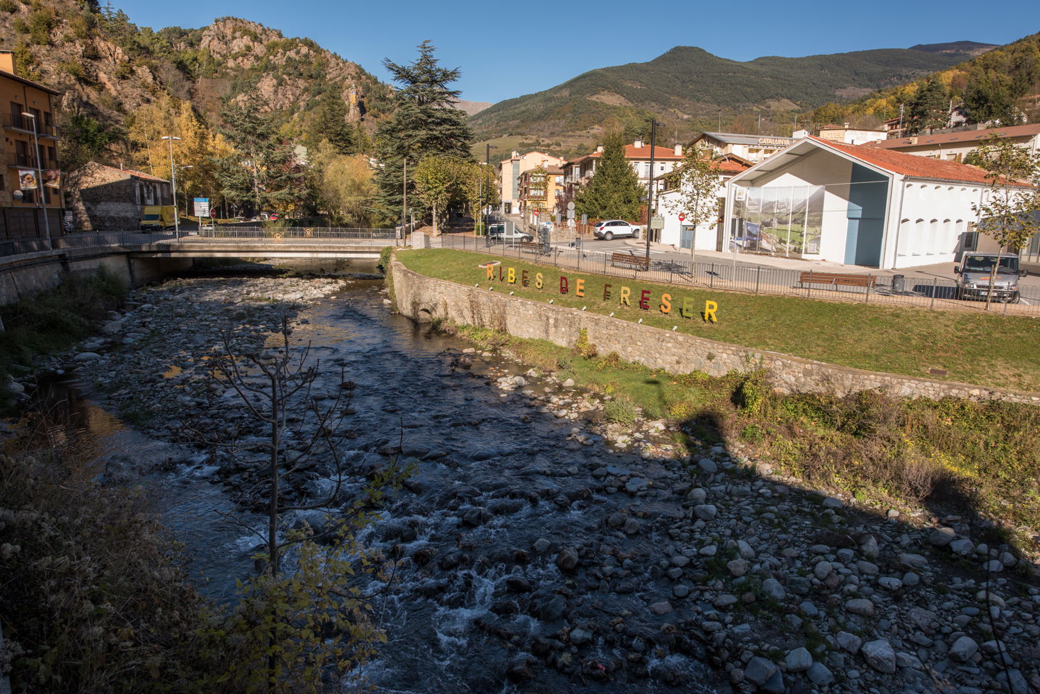 Ribera del Río Freser, por Julio Castro Pardo