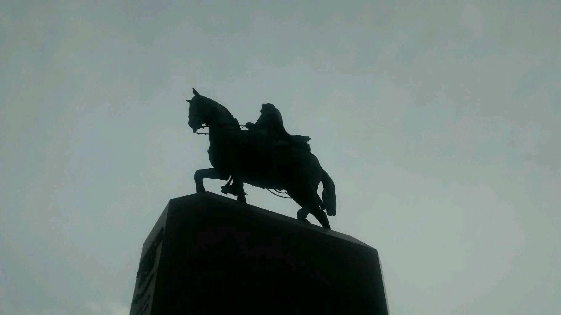 Monumento a Rosas, por Fede Bevilacqua