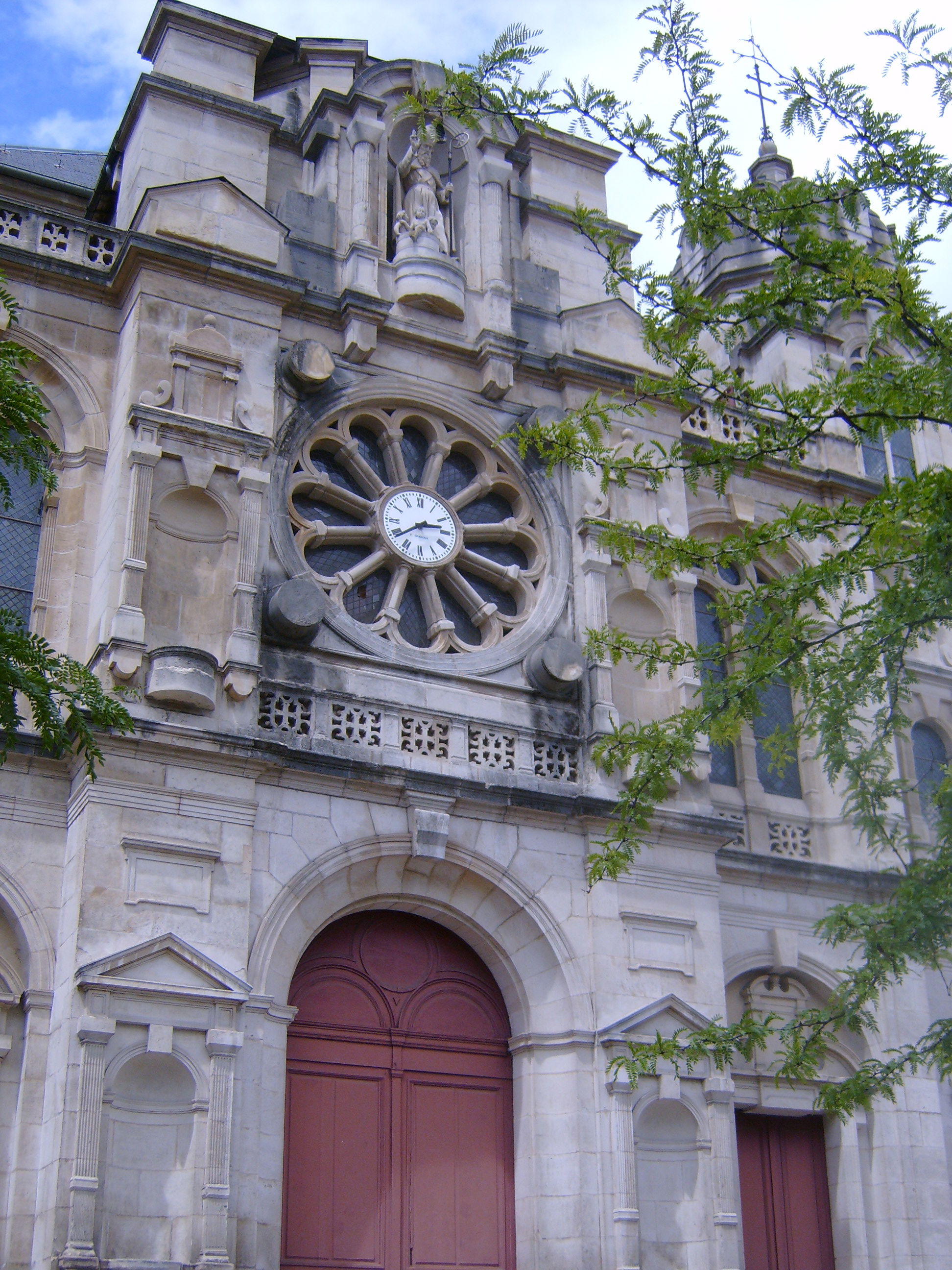 Iglesia Saint Nicolas, por Emeline Haye