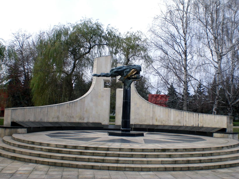 Monumento de los Héroes de la Guerra de Transnistrie, por Iuliana Covaliu