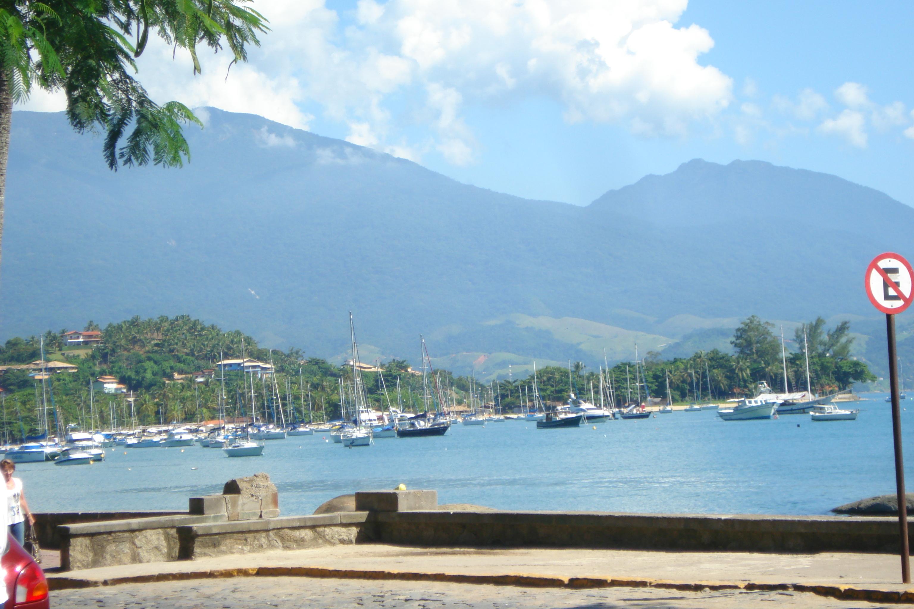 Ilhabela Irish Pub, por Claudia Cristina