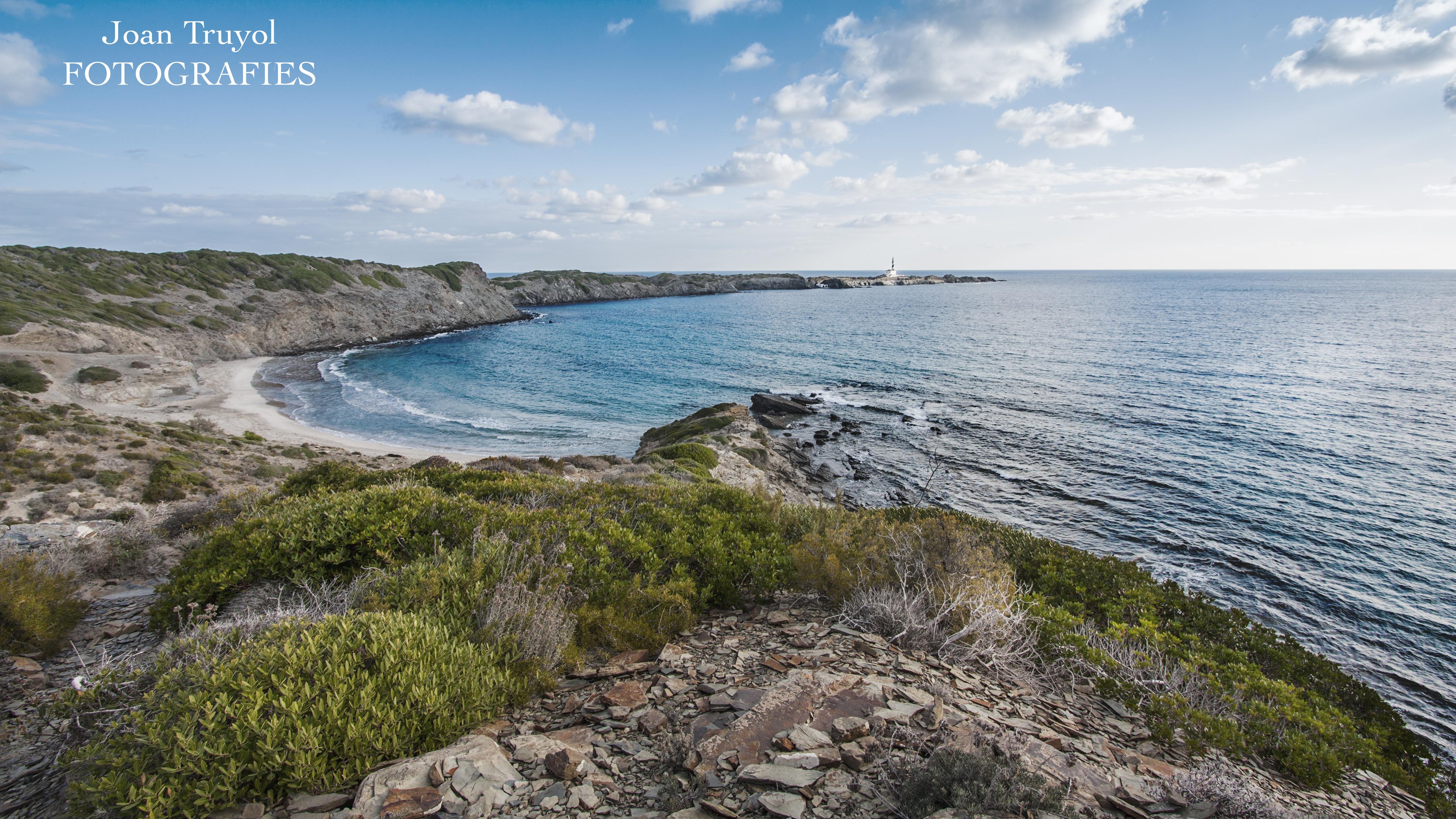 Calas de Mahón que te enamorarán: descubre sus rincones ocultos