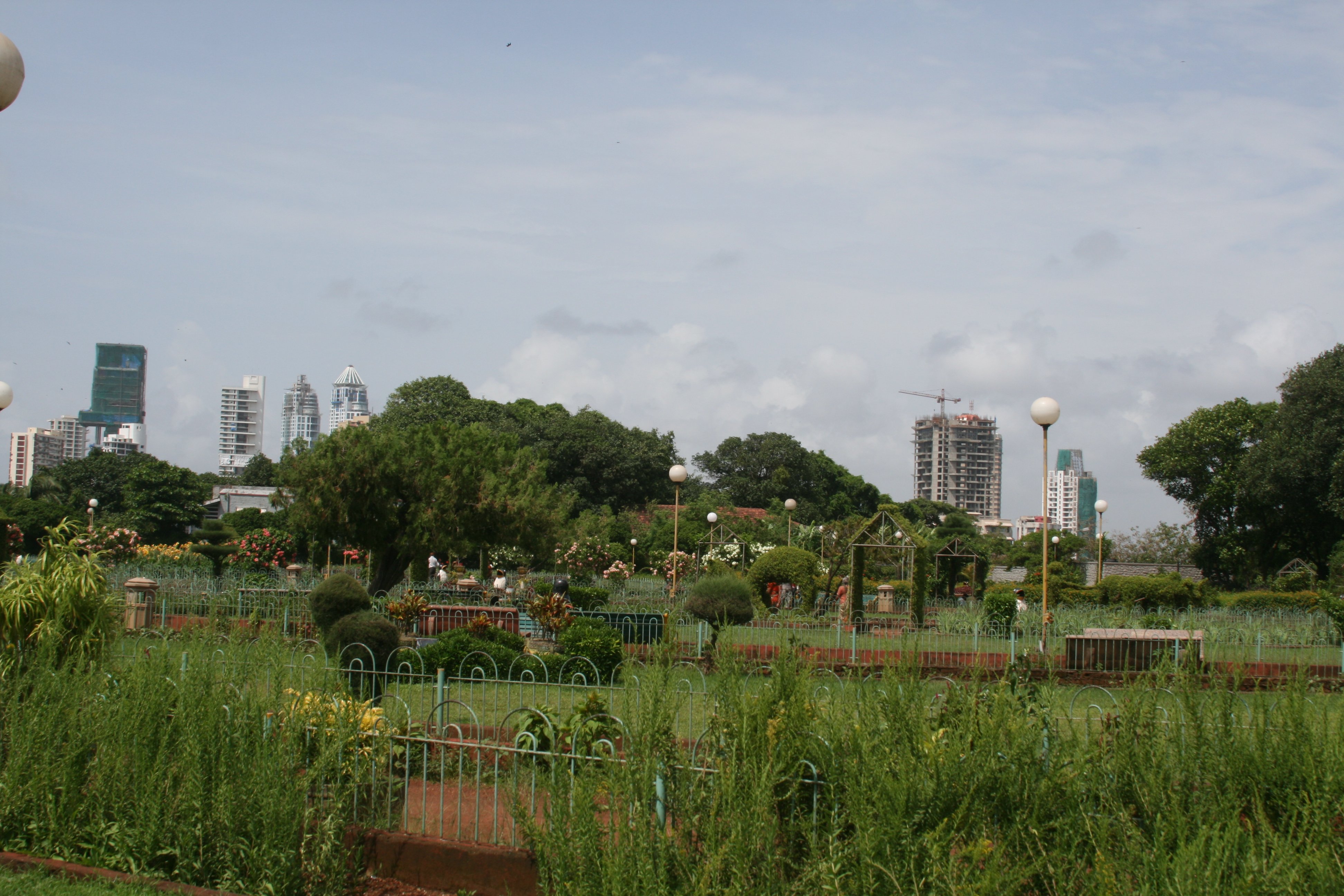 Hanging Gardens Of Mumbai In 6