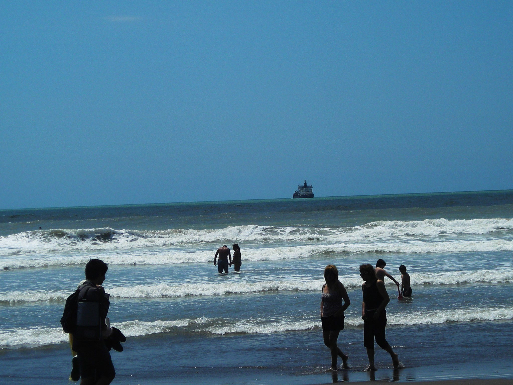 Playa Varese, por MELITHA  BLASCO